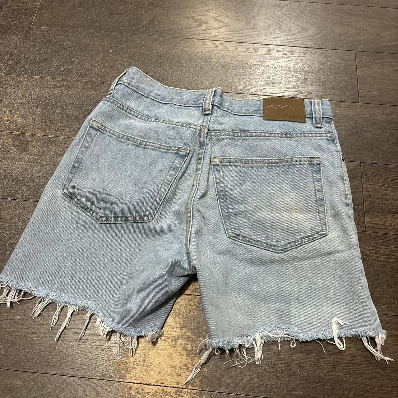 Designer vintage wind river cut off Jean shorts 00s 32 Size US 32 / EU 48 - 2 Thumbnail