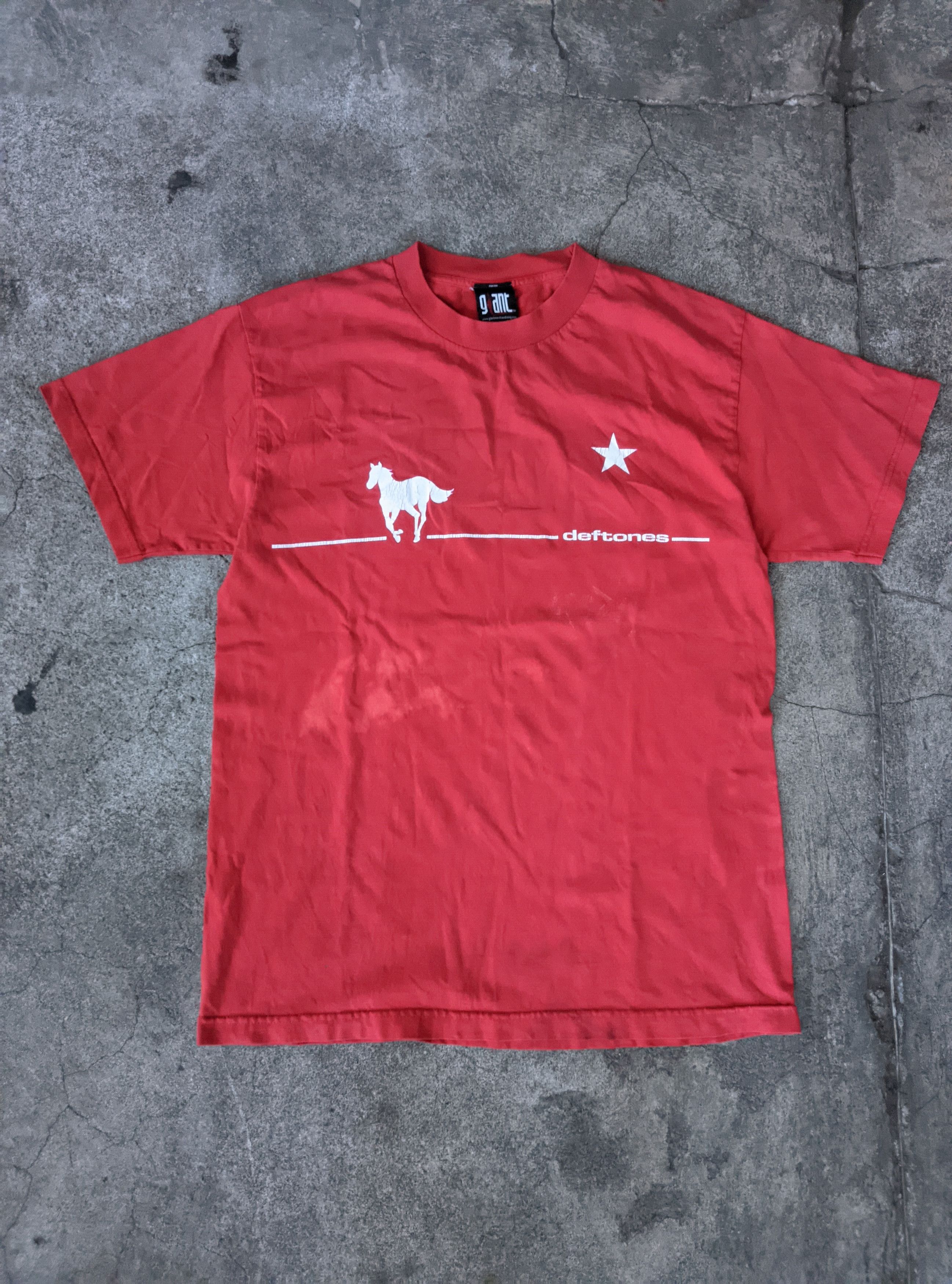Band Tees Vintage 2000 deftones white pony nu metal tshirt Size US XL / EU 56 / 4 - 1 Thumbnail