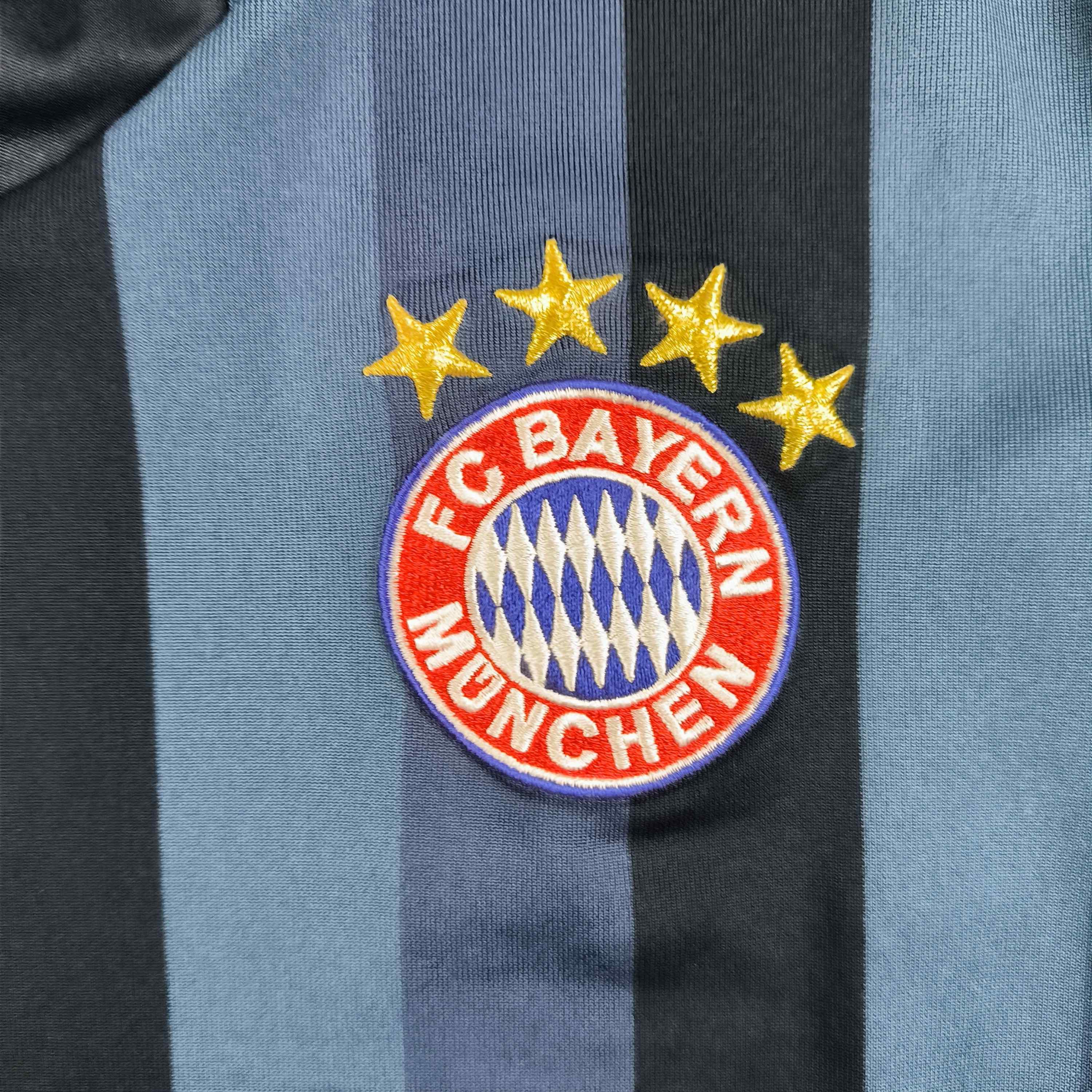 Bayern Munich 2013-14 Adidas third football jersey size S