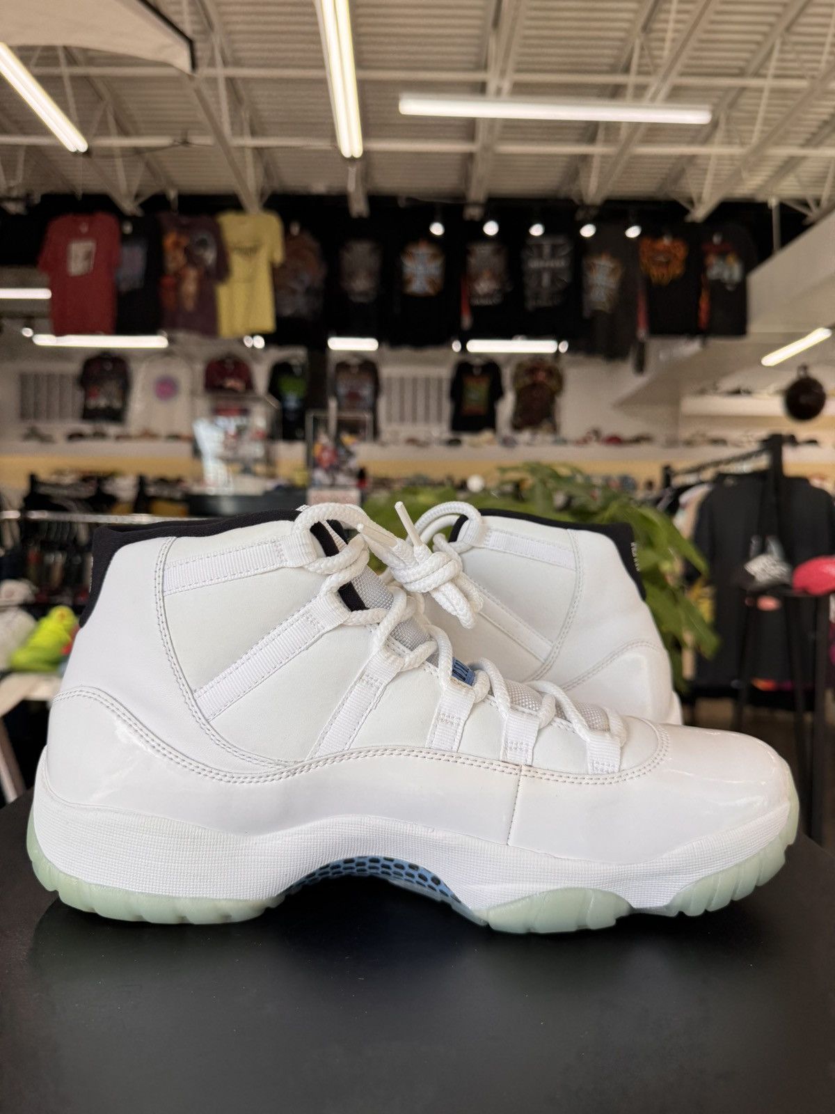 Jordan Brand Air Jordan 11 Legend Blue Size 11.5 (2014) Size US 11.5 / EU 44-45 - 3 Thumbnail