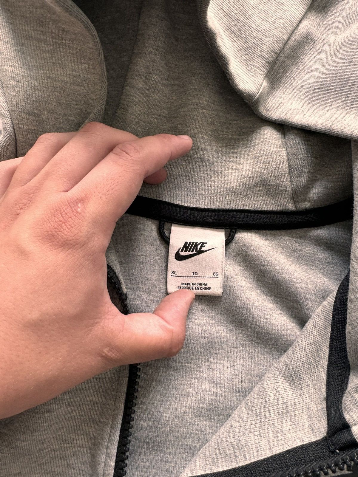 Nike × Vintage NIKE TECH FLEECE VINTAGE BASIC LOGO OVERSIZE BOXY ZIP HOODIE Size US XL / EU 56 / 4 - 6 Thumbnail