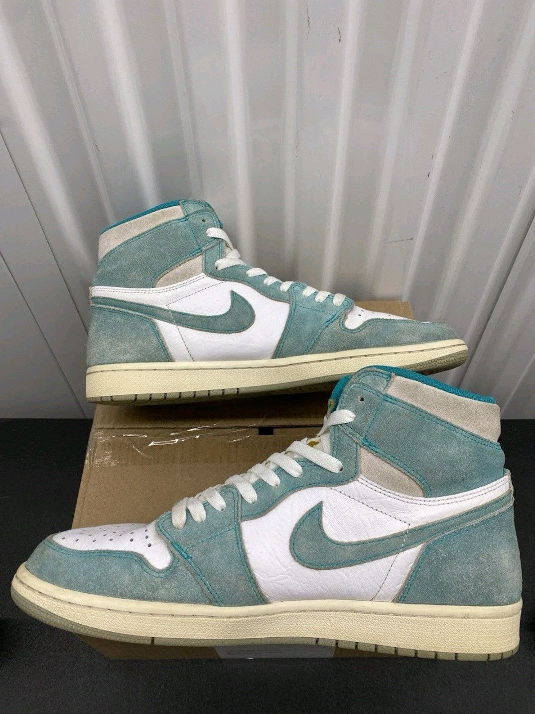 Jordan Brand Nike Air Jordan Retro 1 High OG Turbo Green Size 11.5 Men Size US 11.5 / EU 44-45 - 4 Thumbnail
