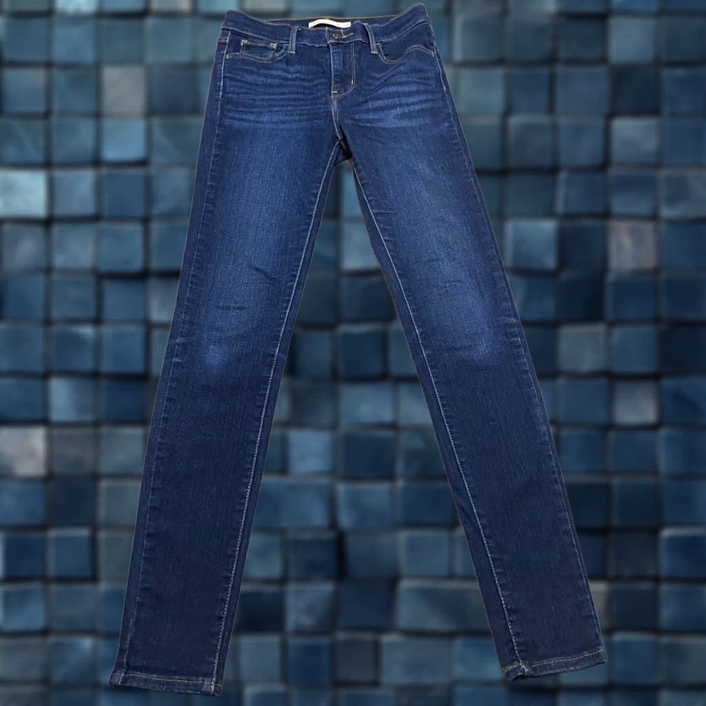 Levi's Levi's 720 Jeans Womens sz 26 Blue Denim Dark Wash High Rise Super Skinny Size 26" / US 2 / IT 38 - 1 Thumbnail