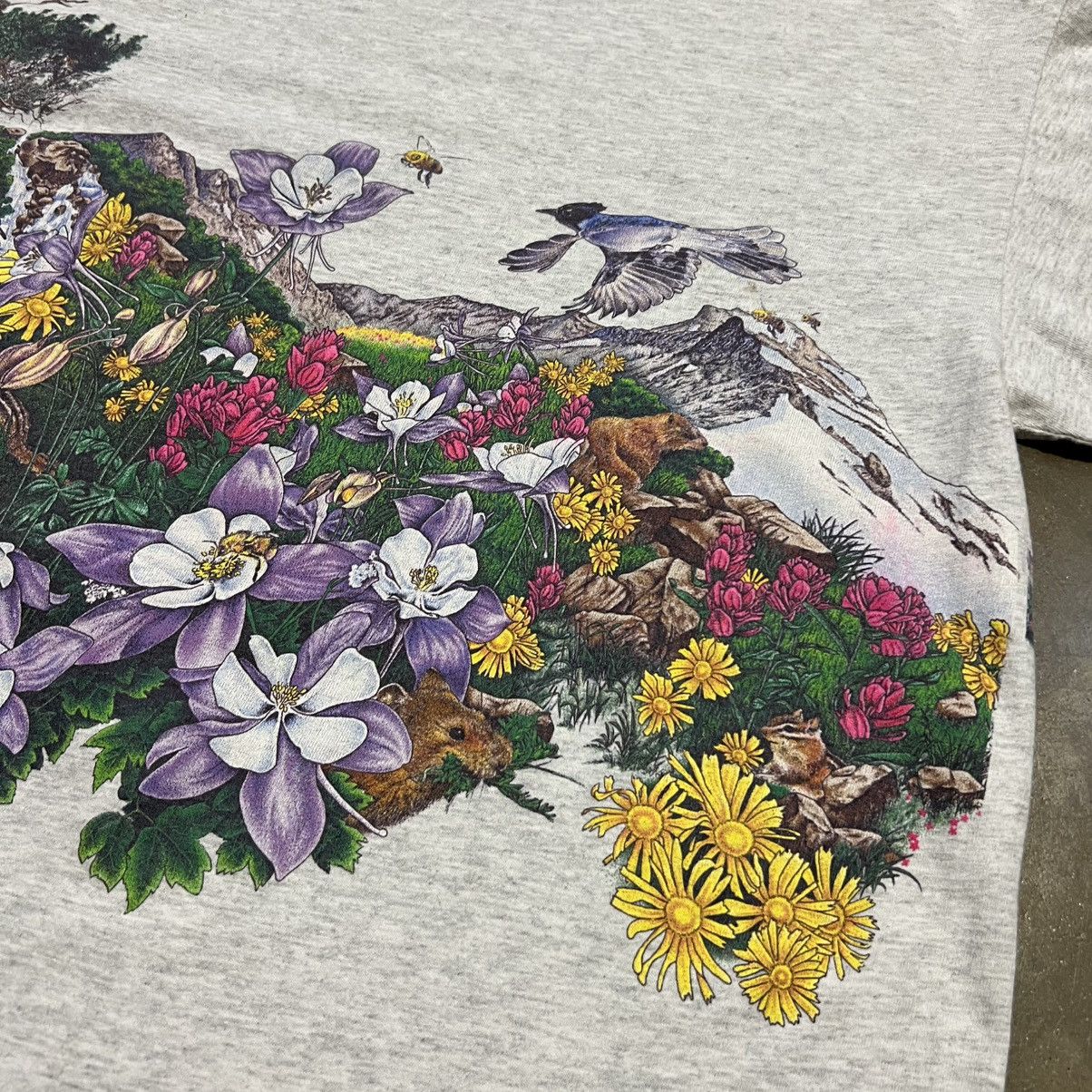 Habitat Vintage 90s Nature T shirt AOP Wrap Around Bird Flower USA Size US XL / EU 56 / 4 - 8 Thumbnail