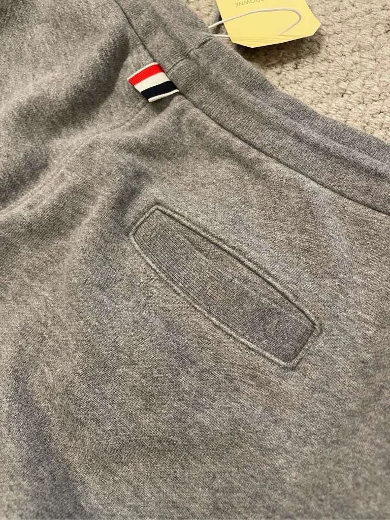 Thom Browne Thom Browne size3 Dark grey tracksuit pants Size US 27 - 4 Thumbnail