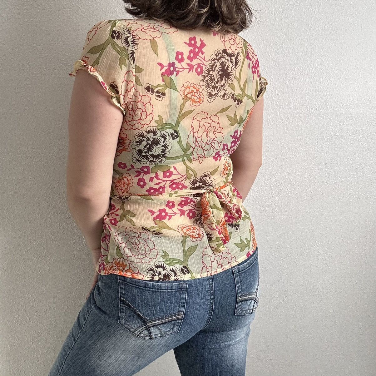 Other DE.CODED Y2K Yellow Floral Sheer Ruffle Button Up Top Size M / US 6-8 / IT 42-44 - 2 Thumbnail