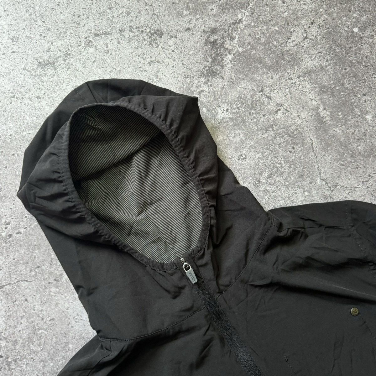 Vuori Daybreak Windbreaker Size US M / EU 48-50 / 2 - 4 Thumbnail