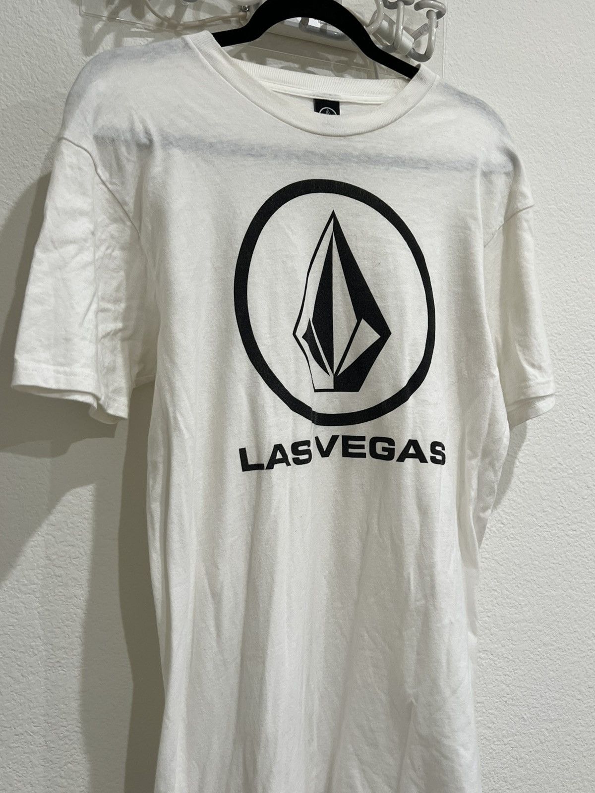 Vintage Y2K 2000’s VTG Vintage Volcom Las Vegas Streetwear Retro Tee Size US M / EU 48-50 / 2 - 3 Thumbnail