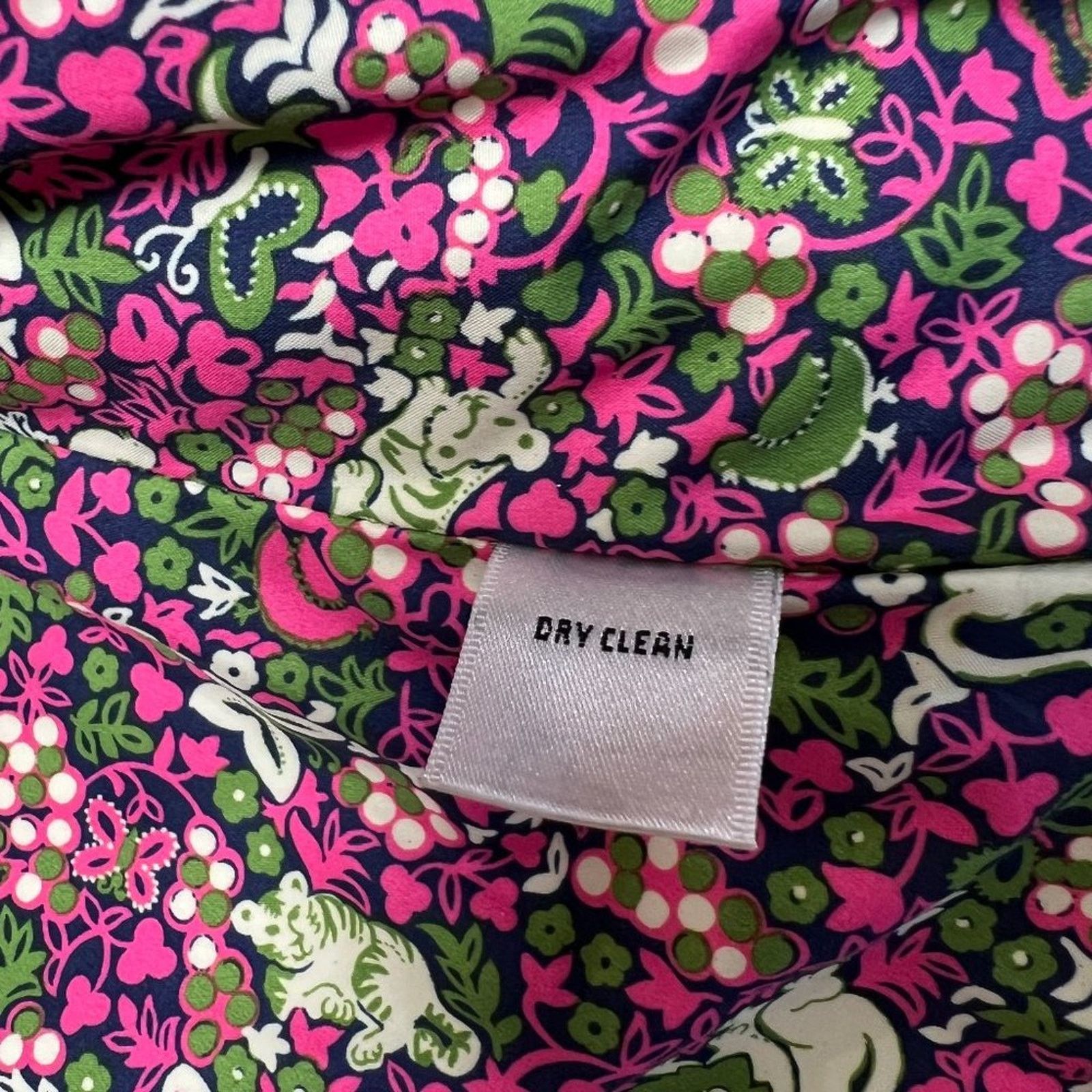 Lilly Pulitzer Lilly Pulitzer Quilted Down Puffer Vest Hot Pink XS Size XS / US 0-2 / IT 36-38 - 5 Thumbnail