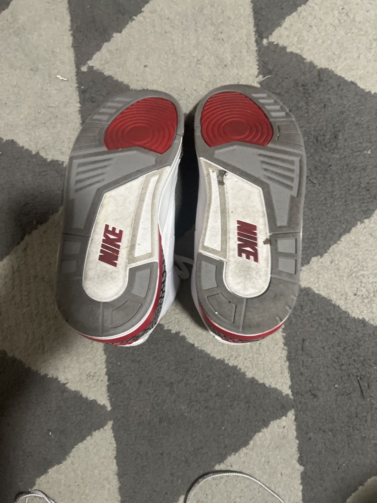 Jordan Brand Jordan 3 fire red Size US 11 / EU 44 - 6 Thumbnail