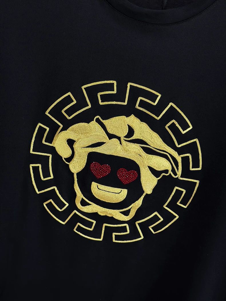 Versace Versace Portrait embroidered short-sleeved T-shirt Size US XL / EU 56 / 4 - 5 Thumbnail