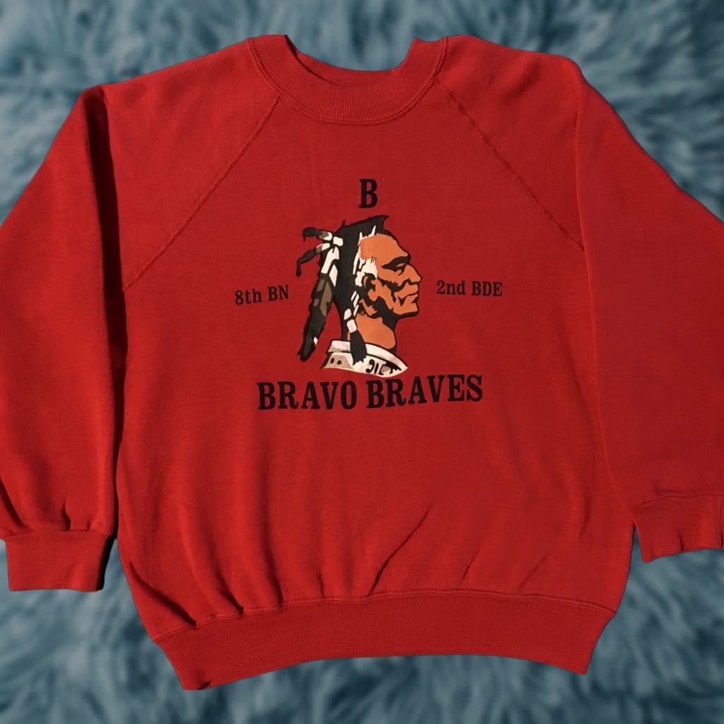 Soffe VINTAGE Soffe Sweatshirt Military Red M USA 80s 90s Grunge Barvo Braves 8th BN 2nd BDE Navy Marine Army College Urban Punk Hip Hop Retro USA Mens Size US M / EU 48-50 / 2 - 1 Thumbnail