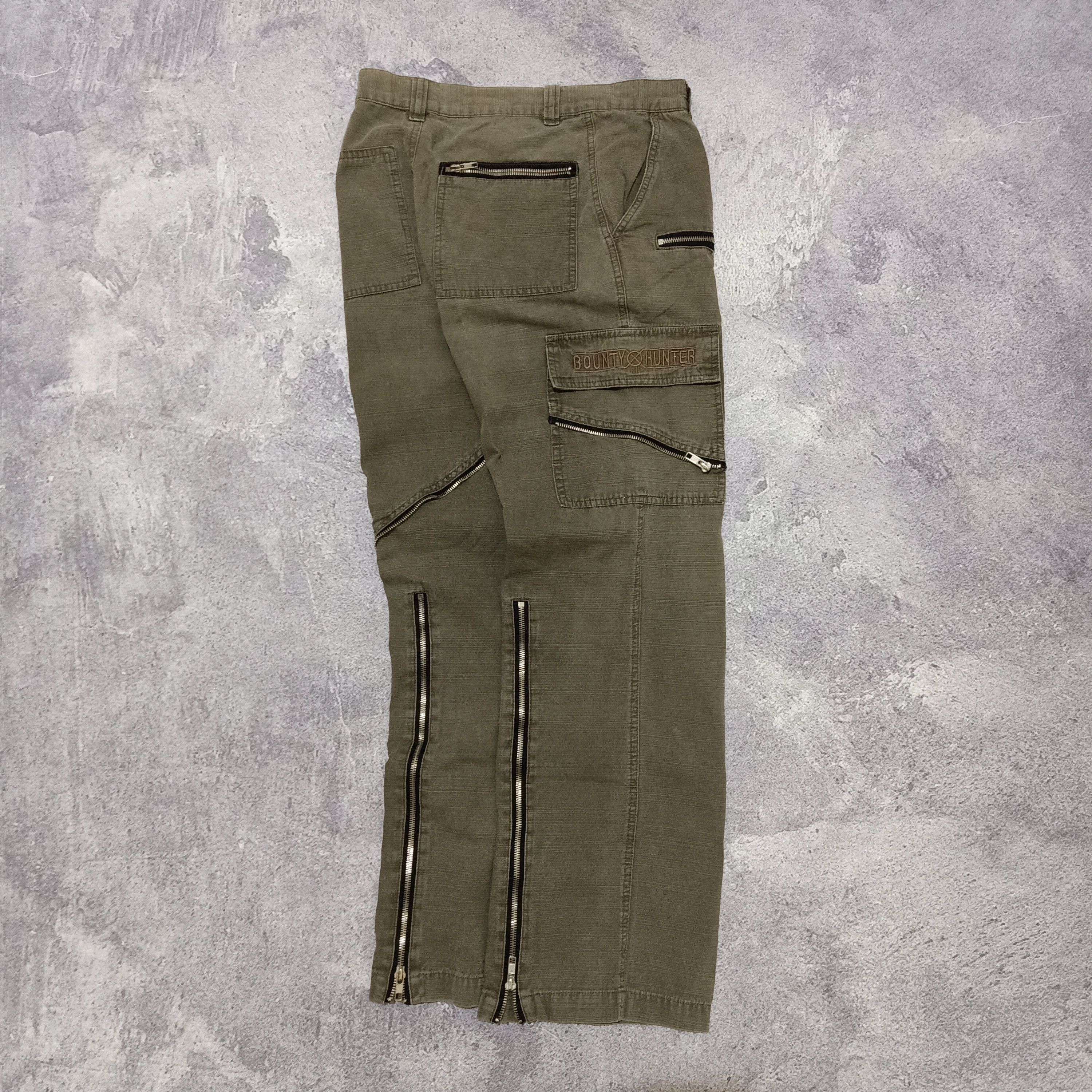 Authentic Bounty Hunter Short Pant Large Size Made 2024 in Japan