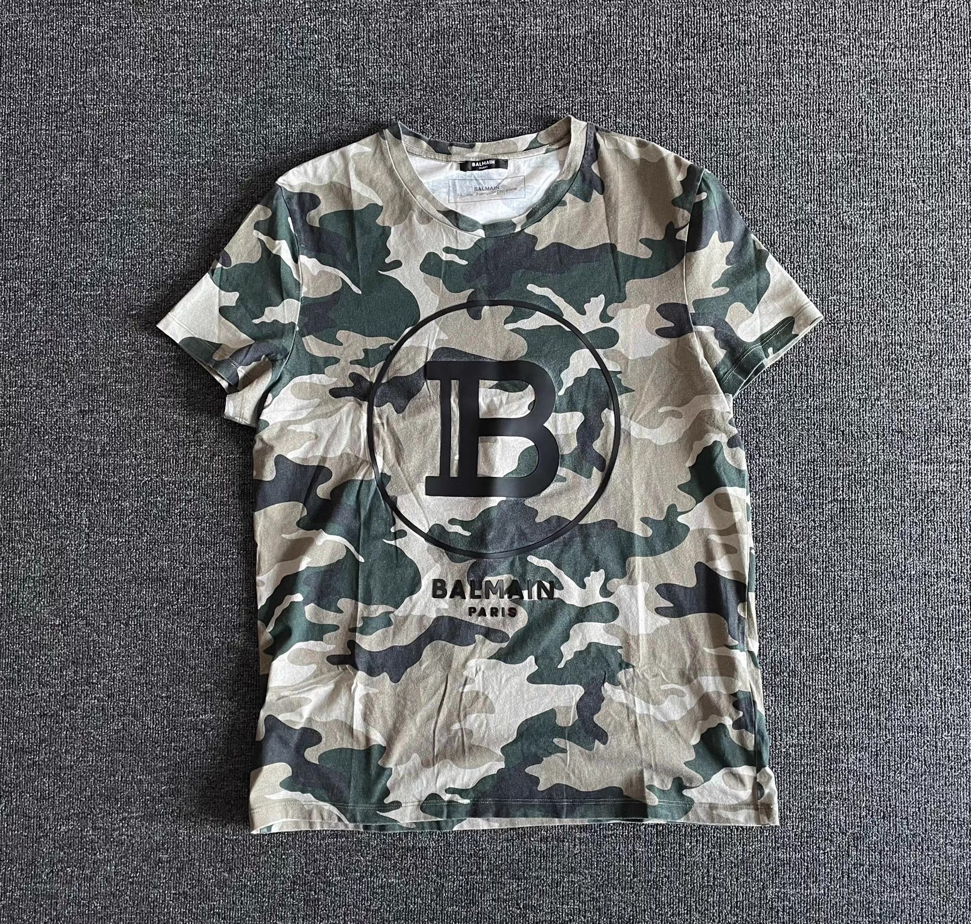 Balmain Balmain camouflage short-sleeve T-shirt, Size US XL / EU 56 / 4 - 1 Thumbnail