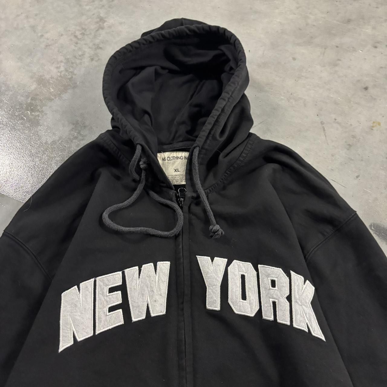 Vintage Crazy Vintage Y2K/2000s Black New York Spellout Streetwear Zip Up Hoodie! Size XL Size US XL / EU 56 / 4 - 2 Thumbnail