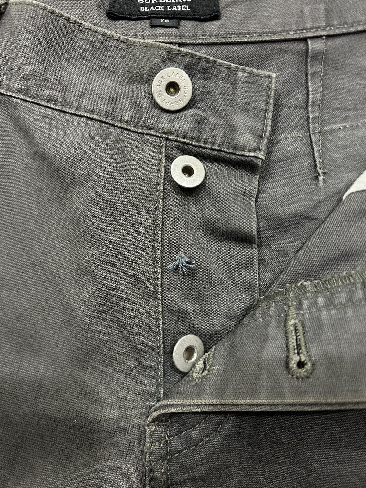 Burberry × Designer Vintage Burberry Cargo Multi Pocket y2k Size US 31 - 7 Thumbnail