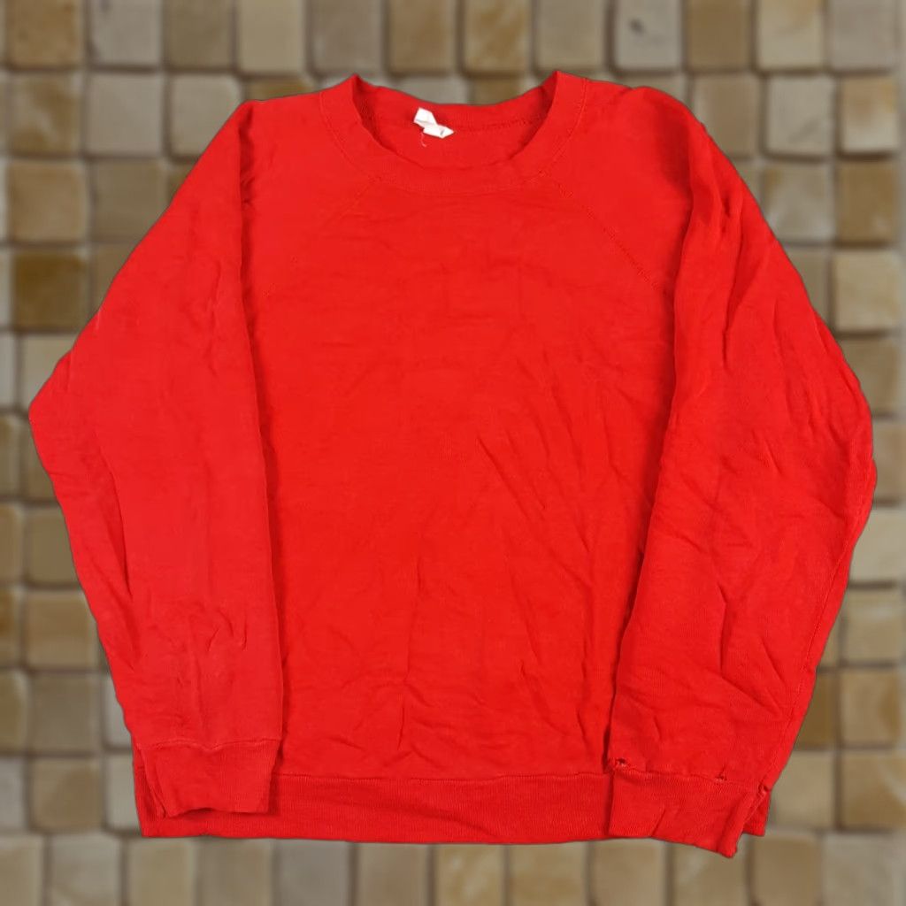 Vintage VINTAGE Grunge Distressed Raglan Sweatshirt Skater Pullover Crewneck Size L Red 80s 90s College Skateboarding Mens Sweatshirt Size US L / EU 52-54 / 3 - 1 Thumbnail