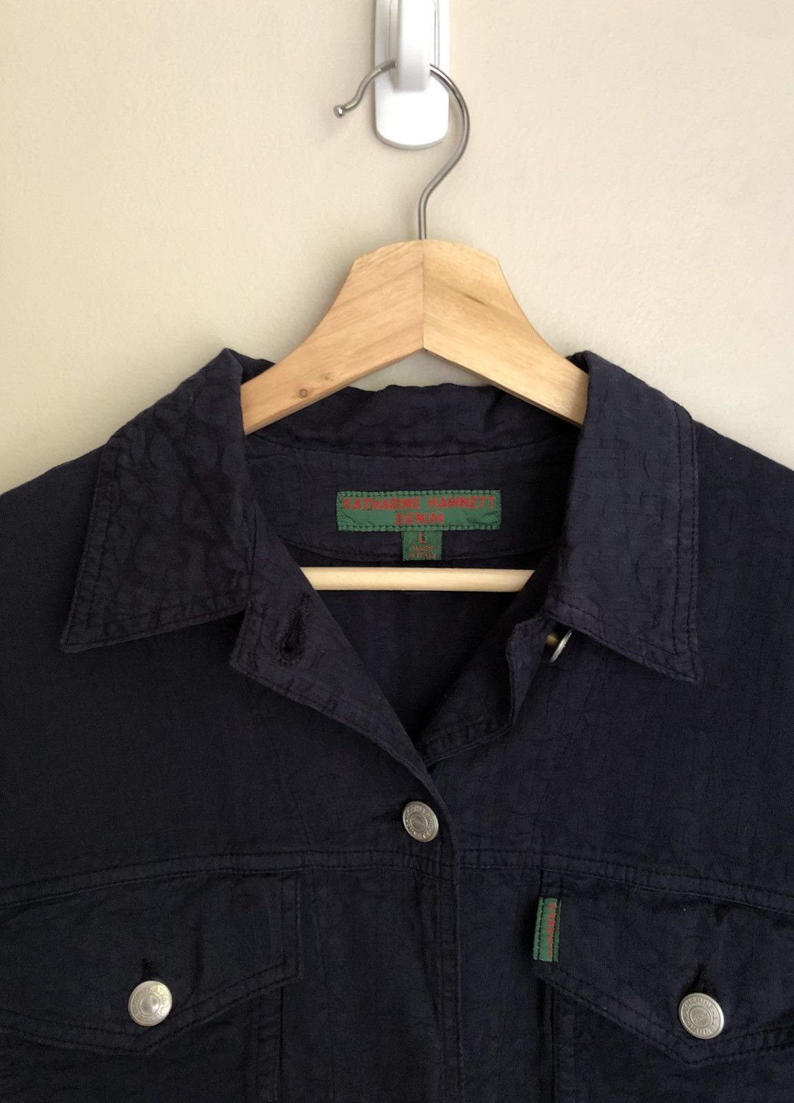 Katharine Hamnett London Vintage Katharine Hamnett Textured Logo Denim Jacket Size US S / EU 44-46 / 1 - 6 Thumbnail
