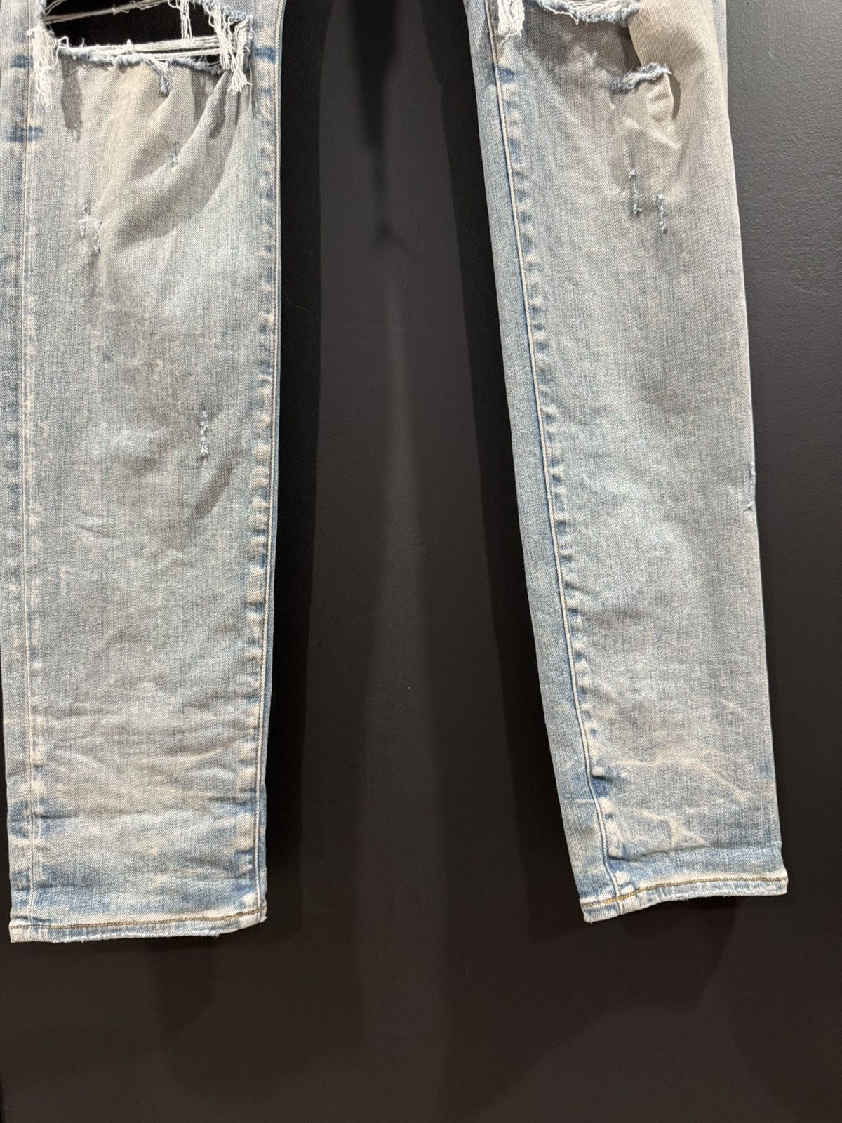 Amiri Amiri Thrasher Plus Distressed Stacked Denim Jeans 36x34 Size US 36 / EU 52 - 4 Thumbnail