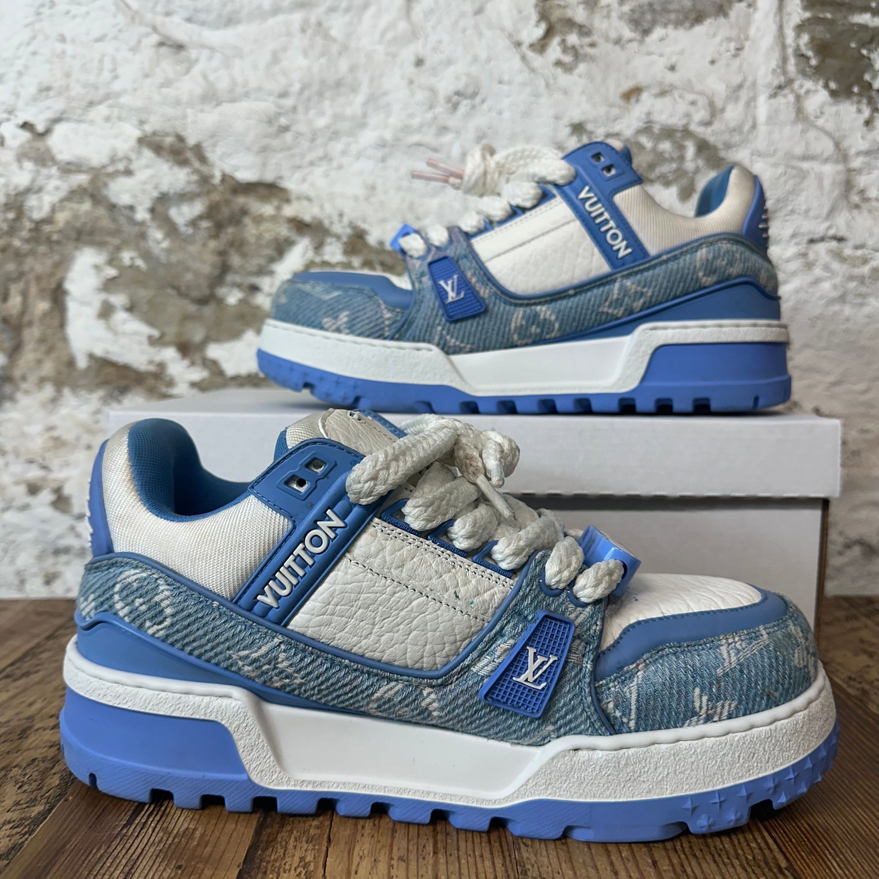 Louis Vuitton Louis Vuitton Baby Blue Maxi Trainer Sneaker Sz 6.5 (39) Size US 6.5 / EU 39-40 - 2 Thumbnail