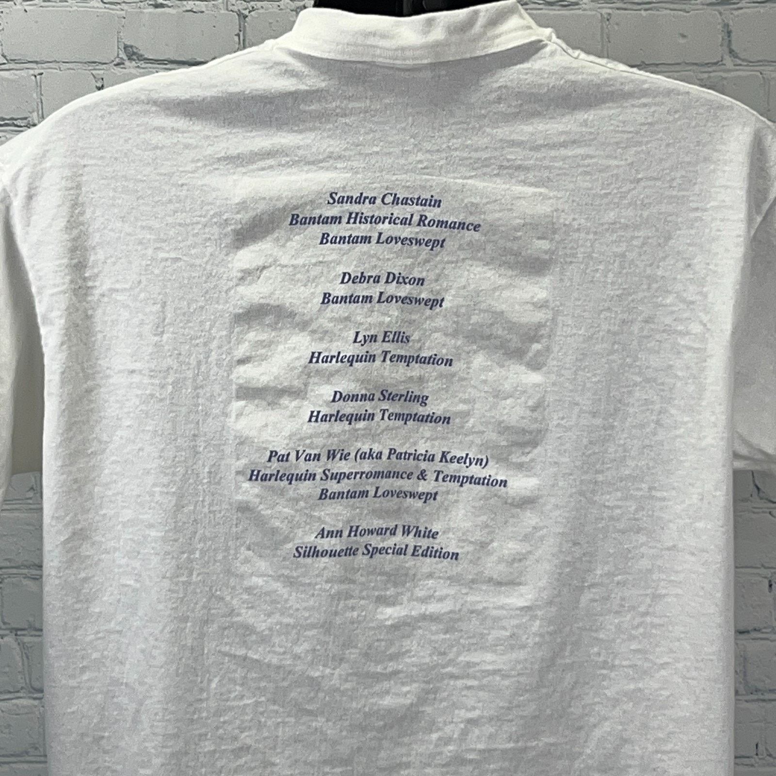 Fruit Of The Loom Vintage 90s Heros and Heroines Books T Shirt Bantam White L Size US L / EU 52-54 / 3 - 5 Thumbnail