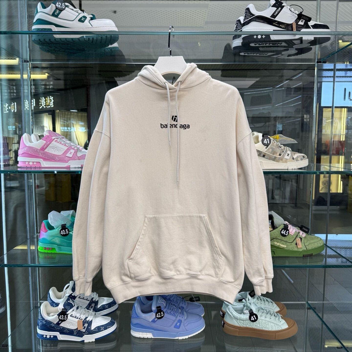 Balenciaga Balenciaga S Size Logo Hoodie Size US S / EU 44-46 / 1 - 1 Thumbnail
