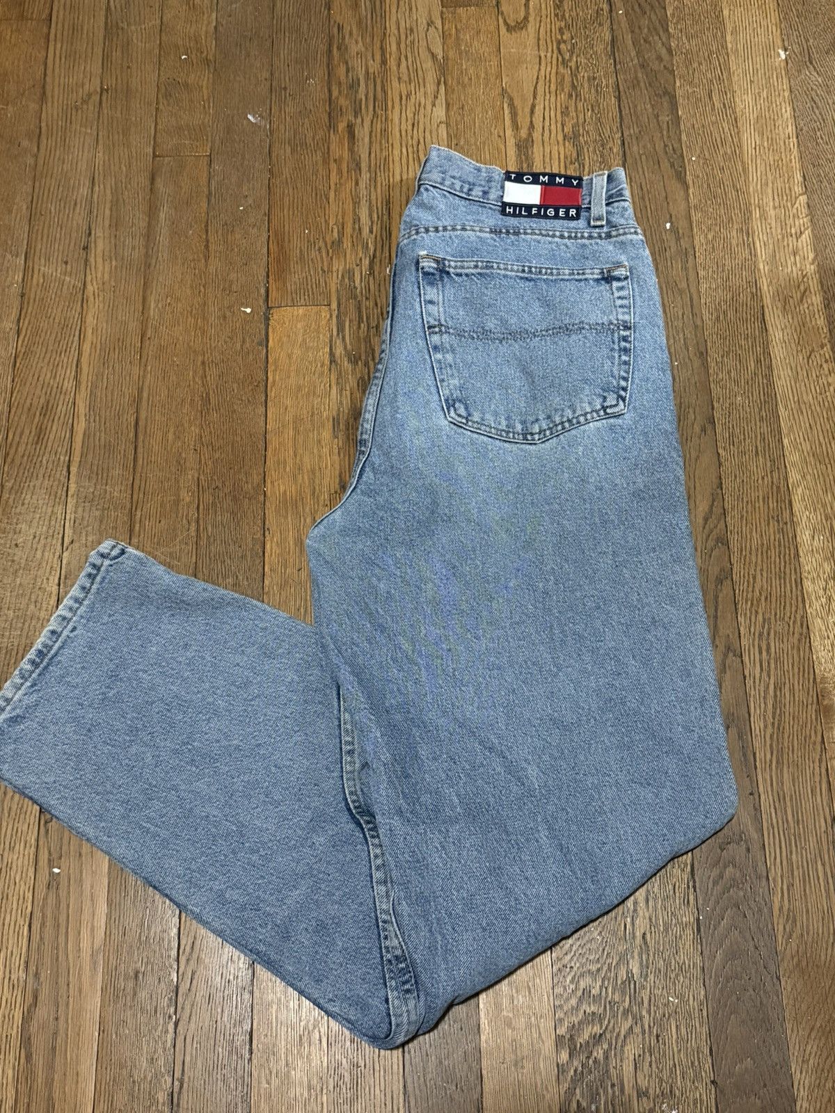 Tommy Hilfiger TOMMY HILFIGER Light Wash Denim Jeans Size US 36 / EU 52 - 1 Thumbnail