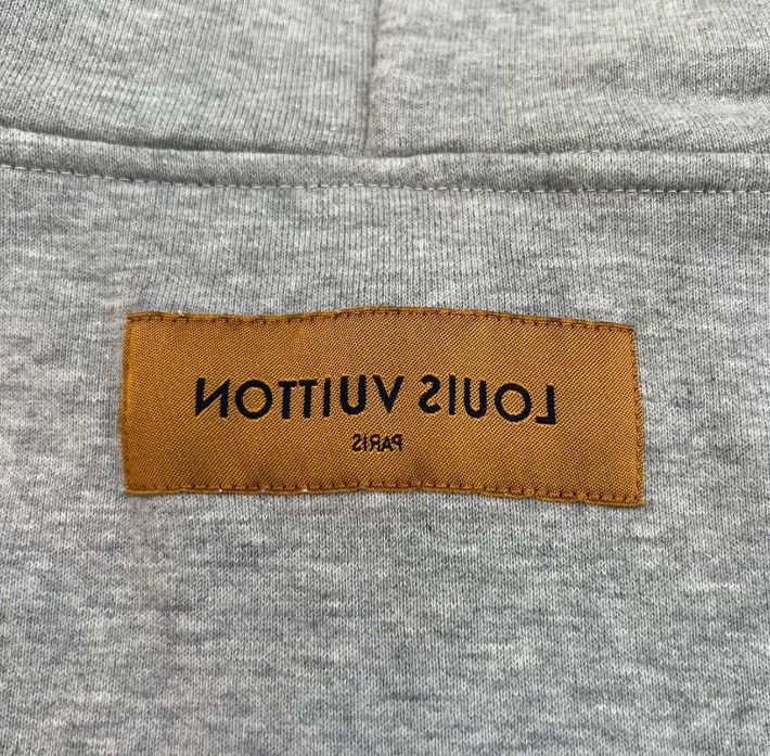 Louis Vuitton LOUIS VUITTON Logo Casual Classic Hoodie2412-Nextarrow Size US L / EU 52-54 / 3 - 3 Thumbnail