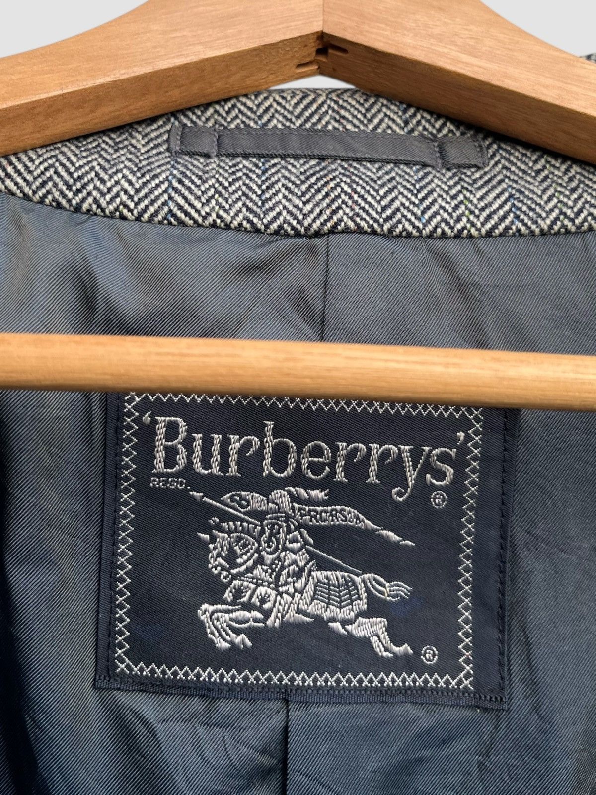 Burberry Vintage Burberrys Herringbone Wool Coat Size US S / EU 44-46 / 1 - 14 Thumbnail