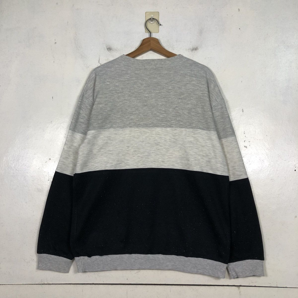 Japanese Brand 📌Vintage Sweatshirt Rudolf Valentino Big Logo Size US M / EU 48-50 / 2 - 10 Thumbnail