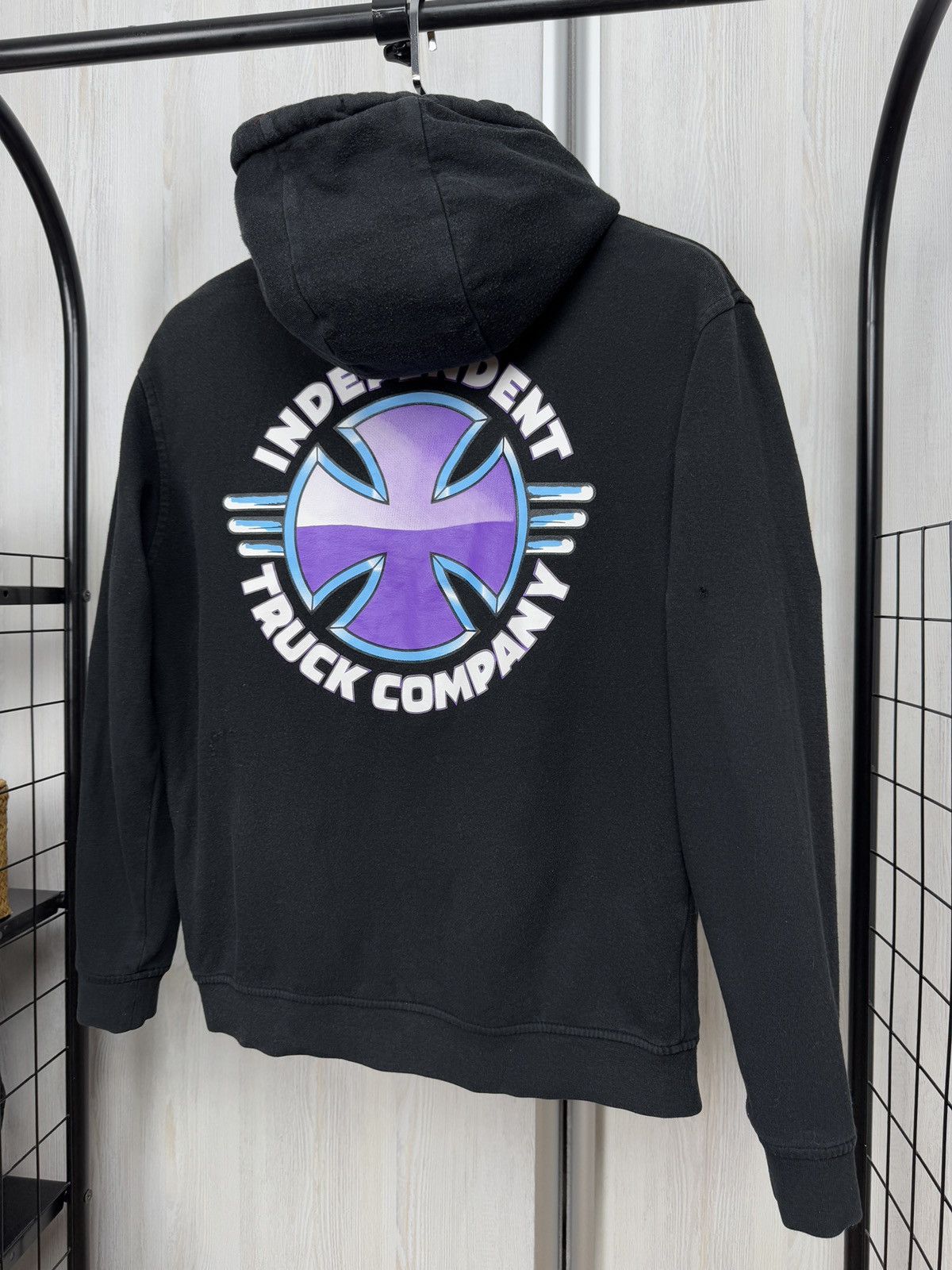 Independent Truck Co. Independent truck co vintage y2k big logo skateboard hoodie Size US S / EU 44-46 / 1 - 2 Thumbnail