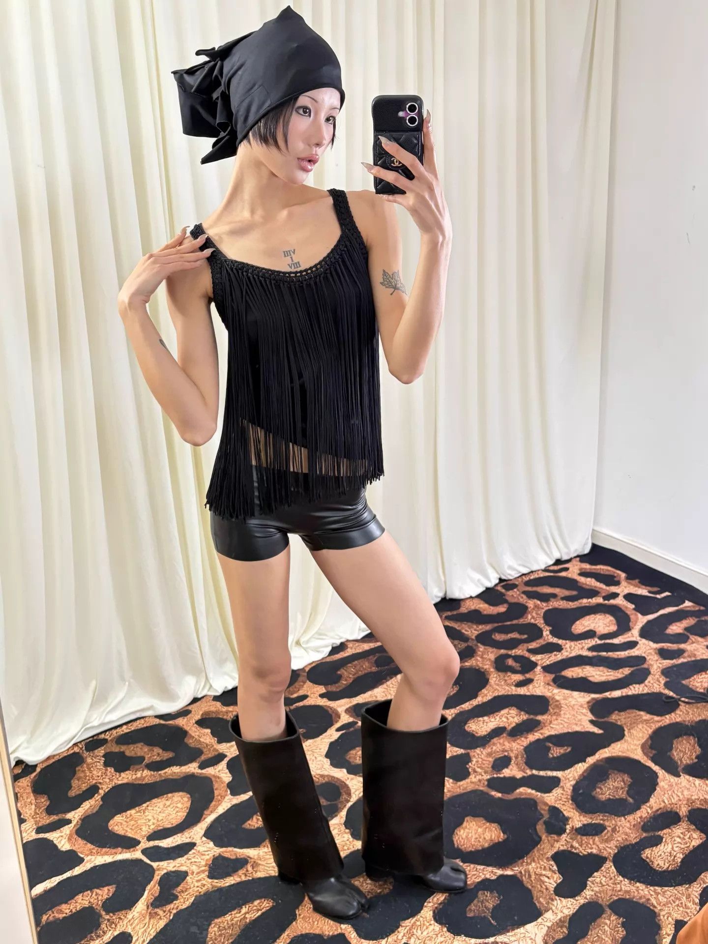 Roberto Cavalli Roberto Cavalli Vintage Knit Fringe Tank Top 38 Size XS / US 0-2 / IT 36-38 - 1 Thumbnail
