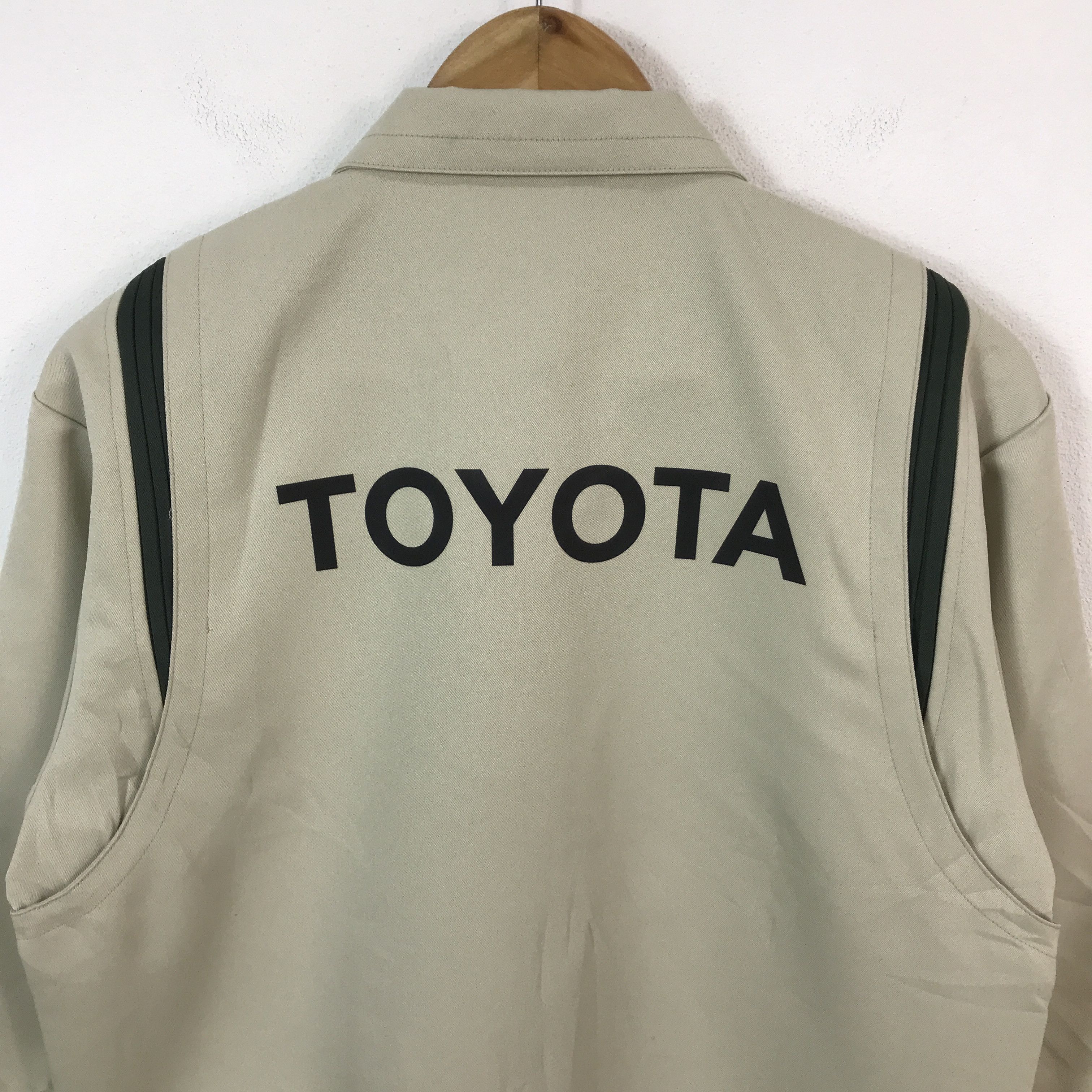 Gear for Sports Vintage Toyota Japan motorsport custom jacket Size US M / EU 48-50 / 2 - 4 Thumbnail