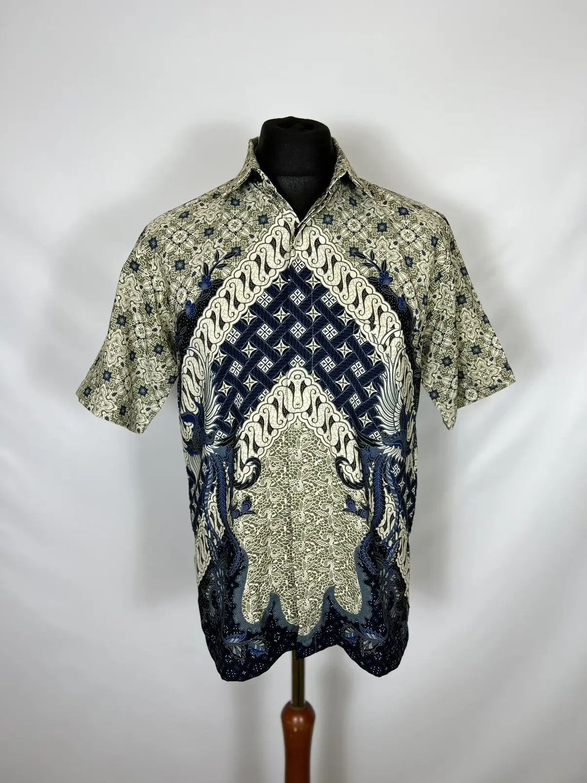 Vintage Vintage Crazy Shirt short sleeve Size US M / EU 48-50 / 2 - 1 Thumbnail