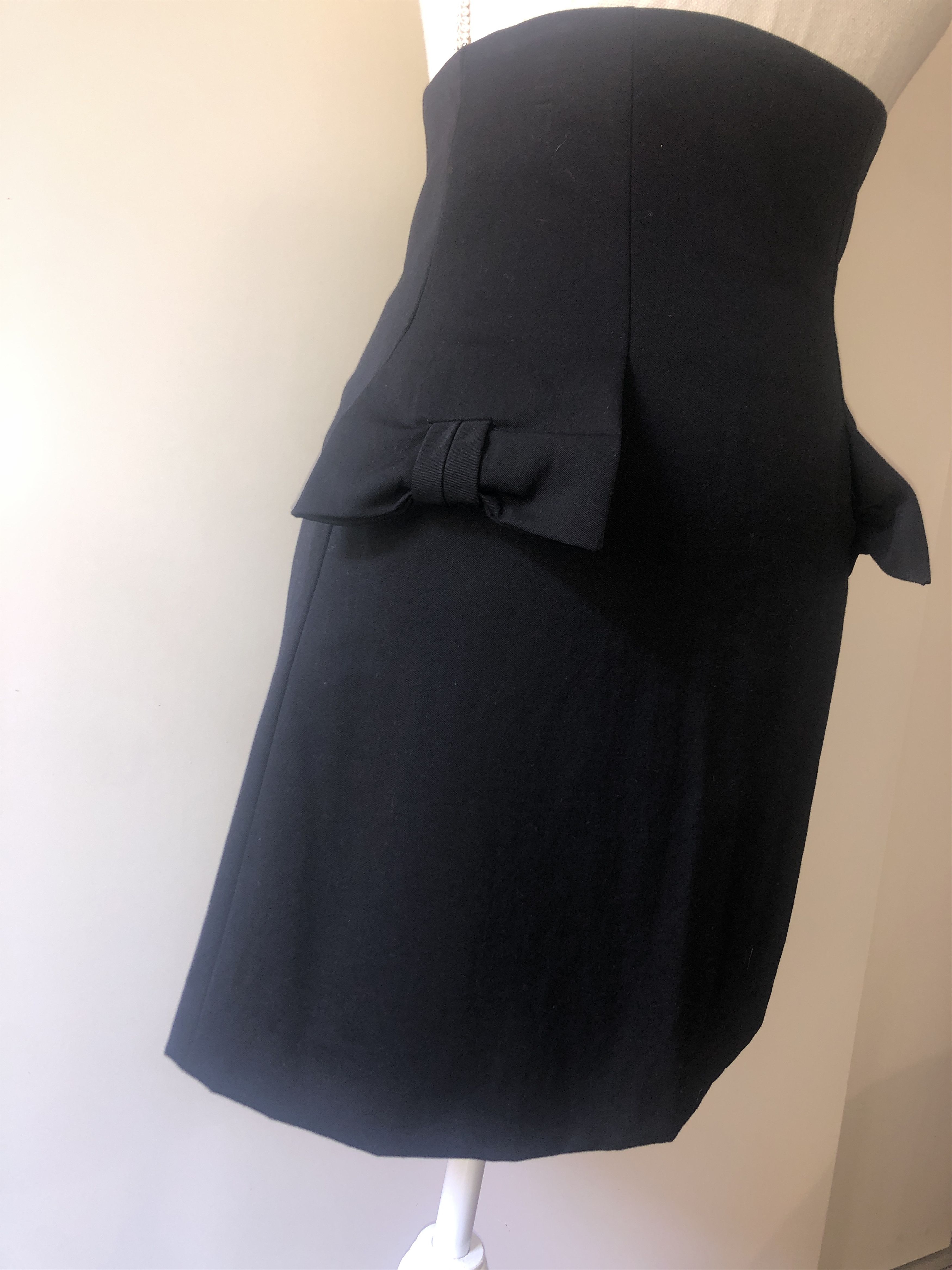 Givenchy High Wiasted Embellished Skirt Size 27" / US 4 / IT 40 - 10 Thumbnail