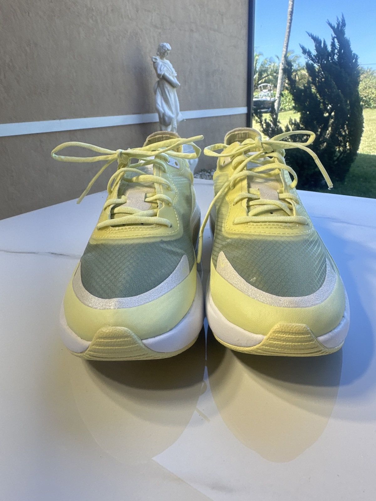 Nike Nike Air Max Dia Luxury Luminous Green Sneakers Size US 7.5 / IT 37.5 - 3 Thumbnail