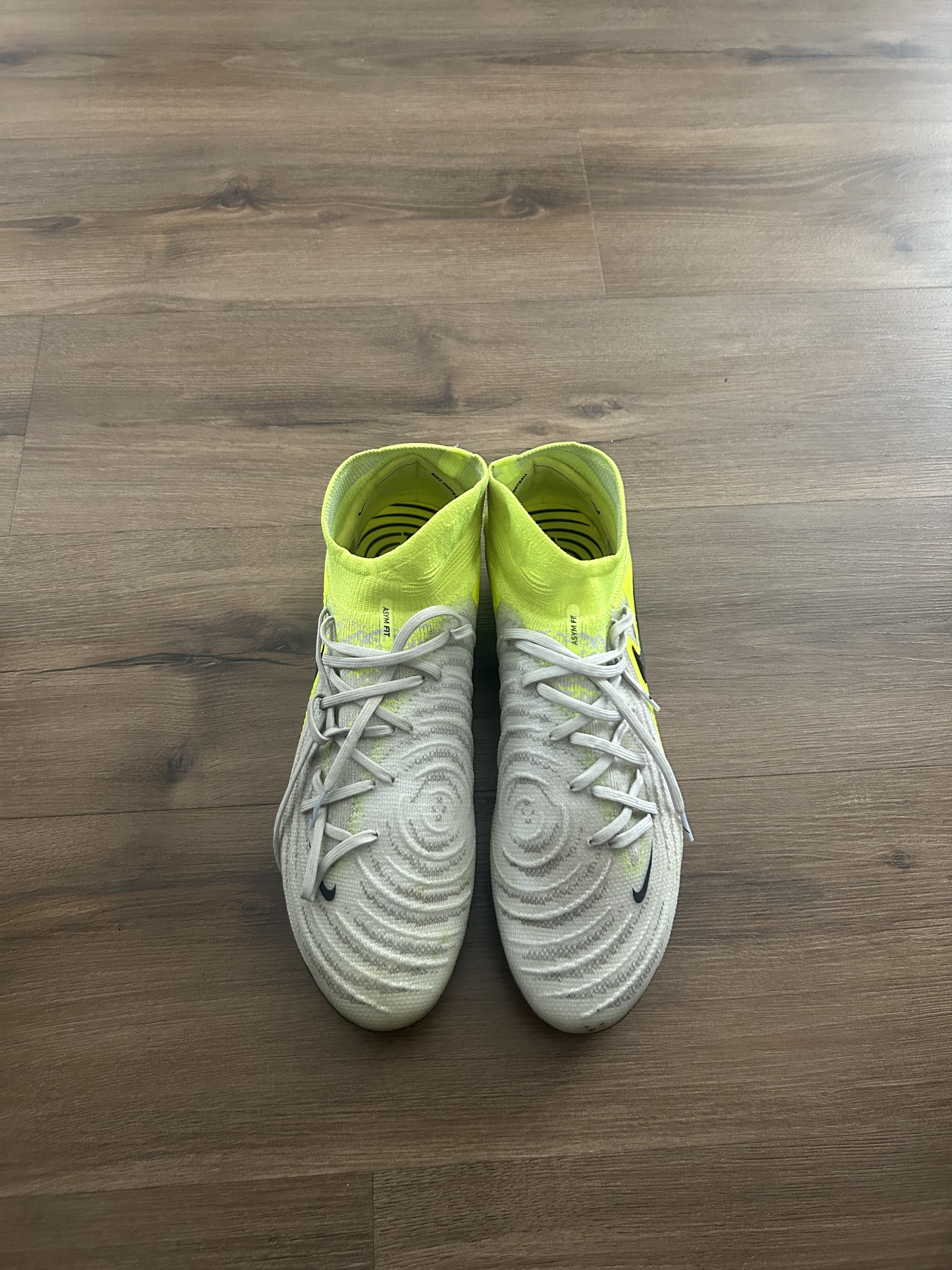 Nike Nike Men’s Phantom Luna 2 Pro FG Size US 11.5 / EU 44-45 - 1 Thumbnail