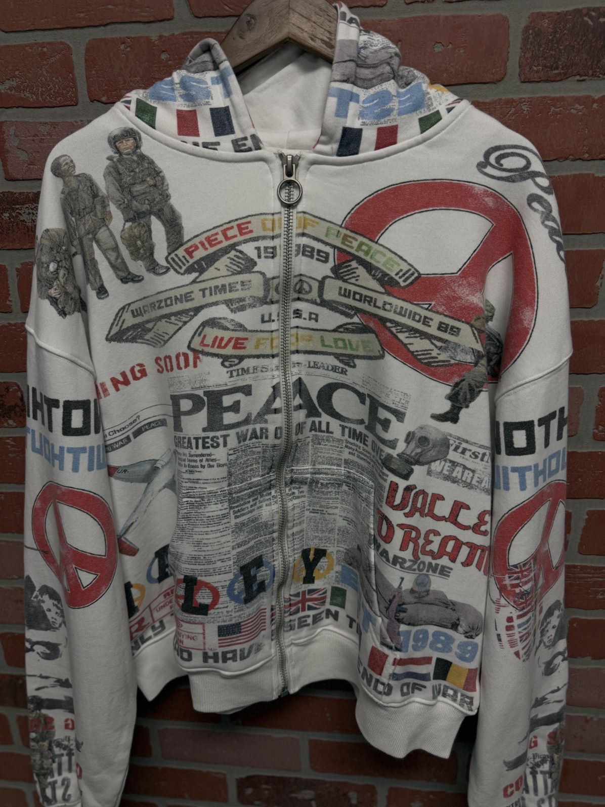 Vale Valley Peace Zip Up Hoodie Size XL (NEW) Size US XL / EU 56 / 4 - 4 Thumbnail