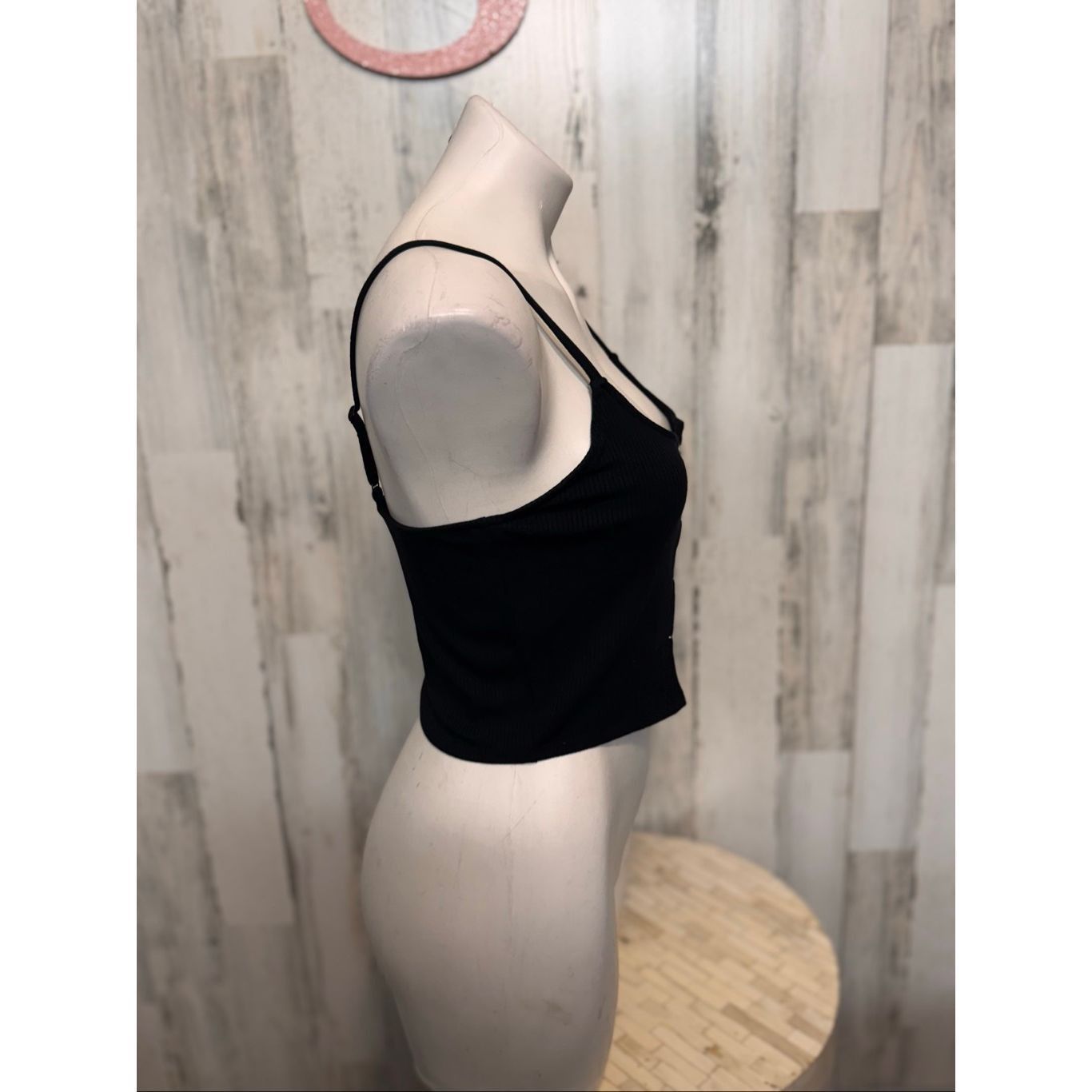 Forever 21 Forever 21 Black Jeweled Clasp Crop Top Women’s Size S Size S / US 4 / IT 40 - 6 Thumbnail