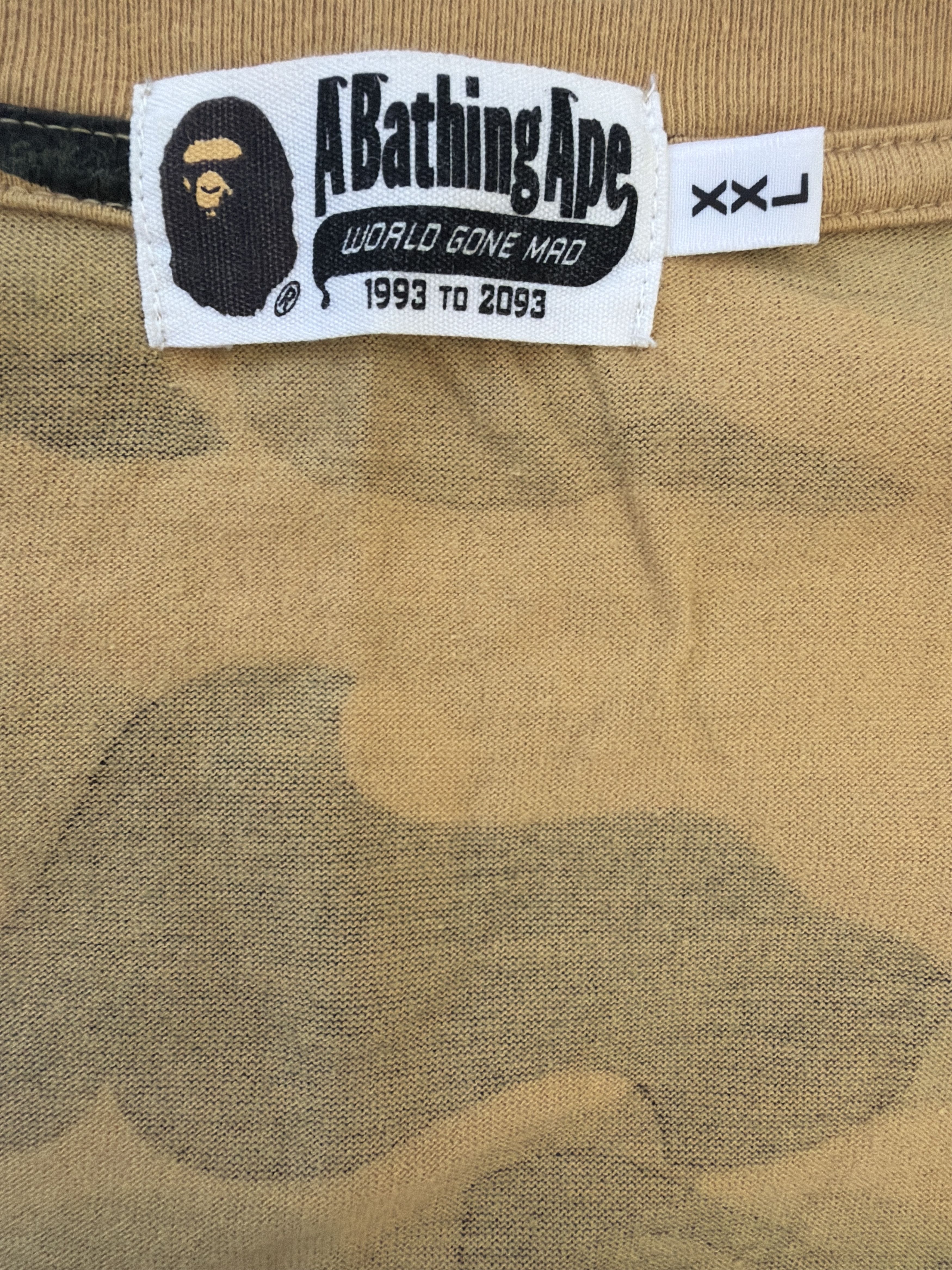 Bape 1ST CAMO BE@R BUSY WORKS TEE Size US XXL / EU 58 / 5 - 6 Thumbnail