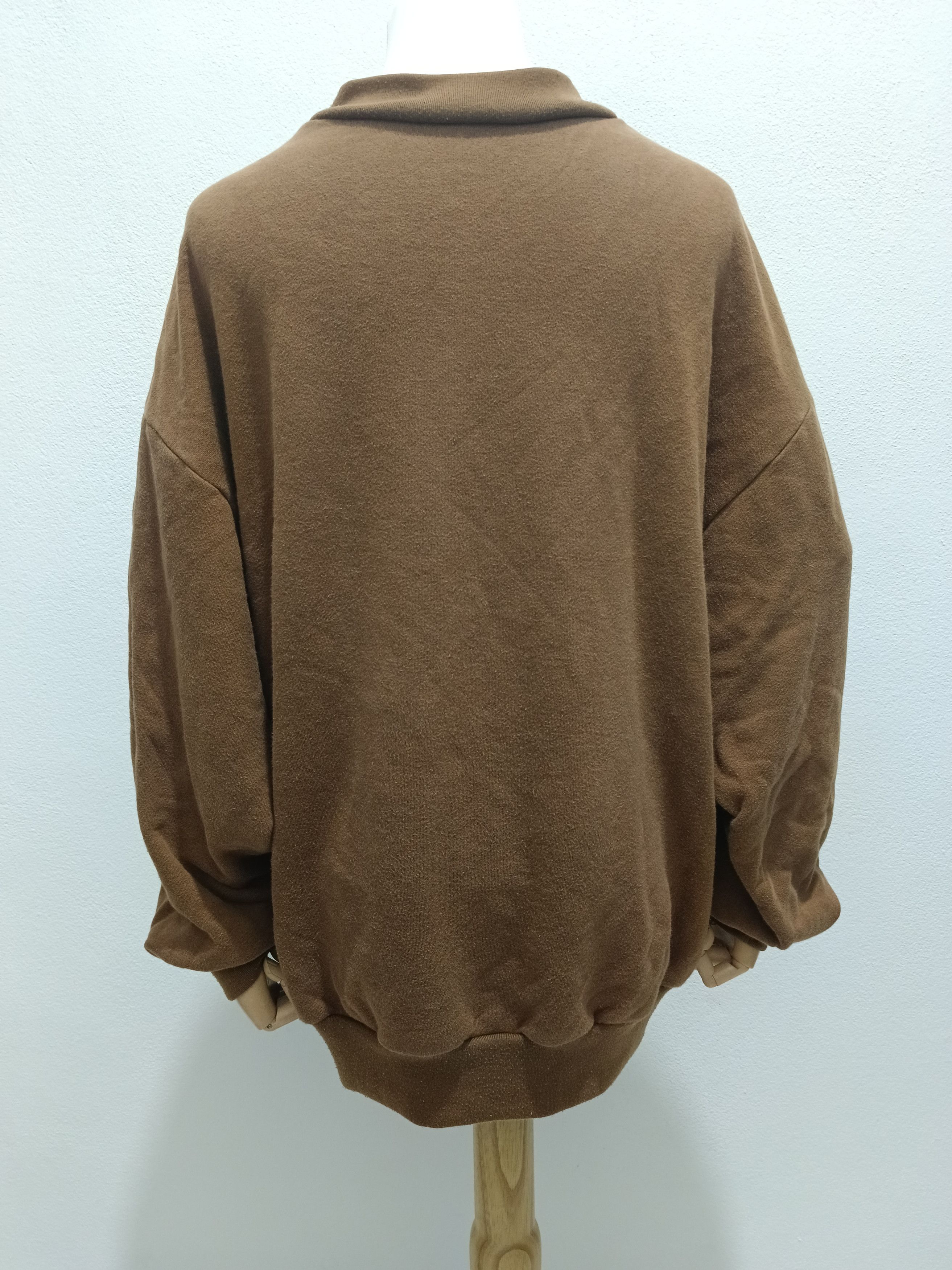 Dior CD SPELLOUT CHRISTIAN DIOR VINTAGE 90s SWEATSHIRT Size US L / EU 52-54 / 3 - 5 Thumbnail