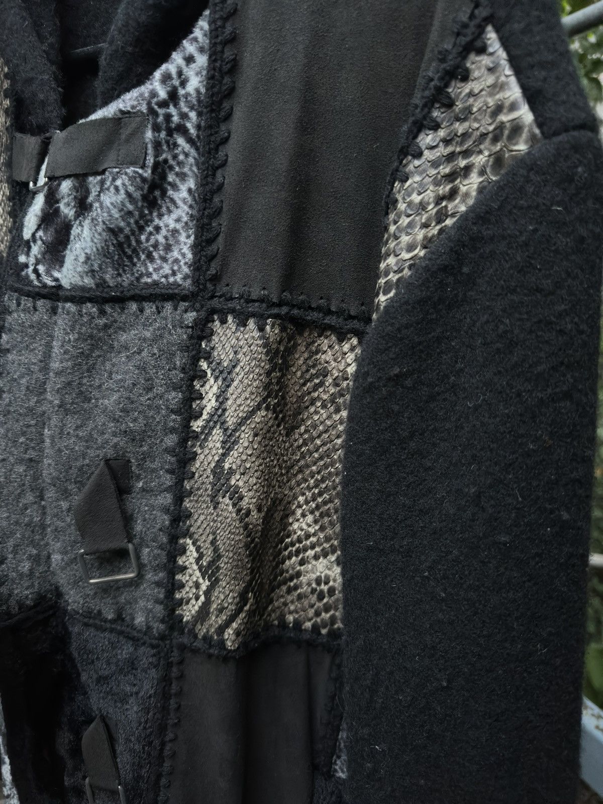 Yoshiyuki Konishi 1990s Yoshiyuki Konishi Python Patchworks Hooded Long Coat Size US XL / EU 56 / 4 - 4 Thumbnail