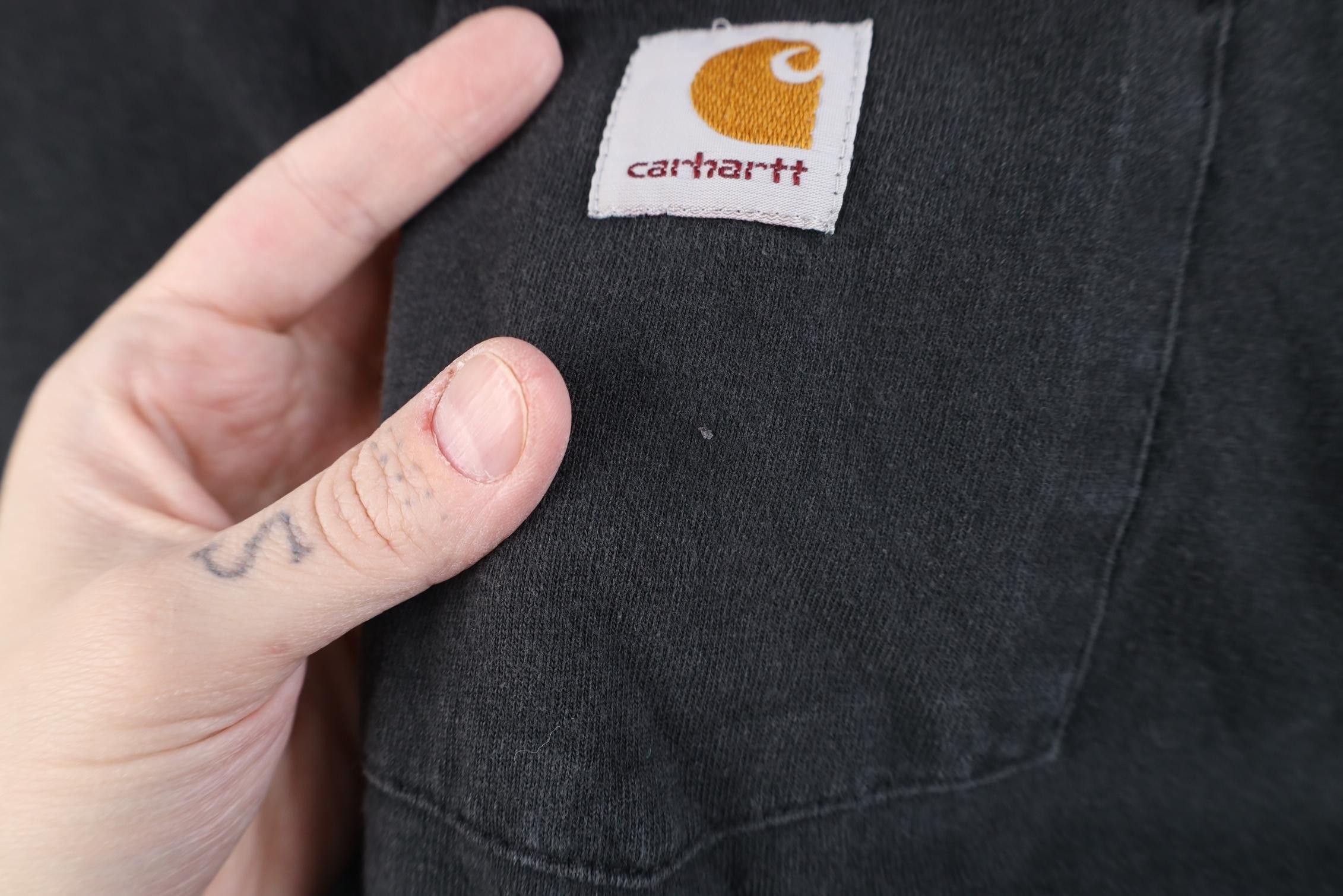 Carhartt Vintage Y2K Carhartt Long Sleeve Pocket T-Shirt Black Cotton Size US M / EU 48-50 / 2 - 5 Thumbnail