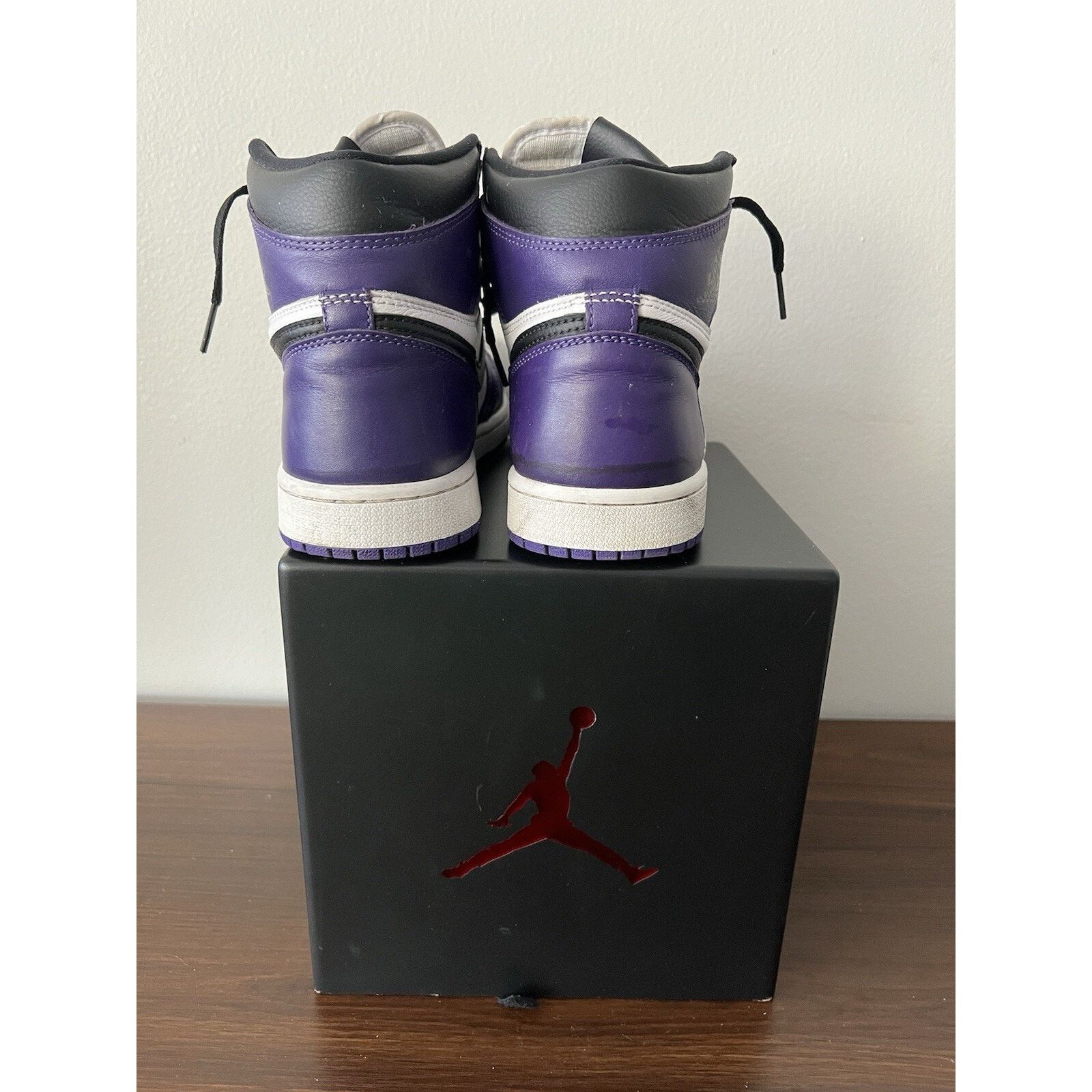 Nike Nike Air Jordan 1 High Court Purple White size 8 OG I Retro Size US 8 / EU 41 - 4 Thumbnail