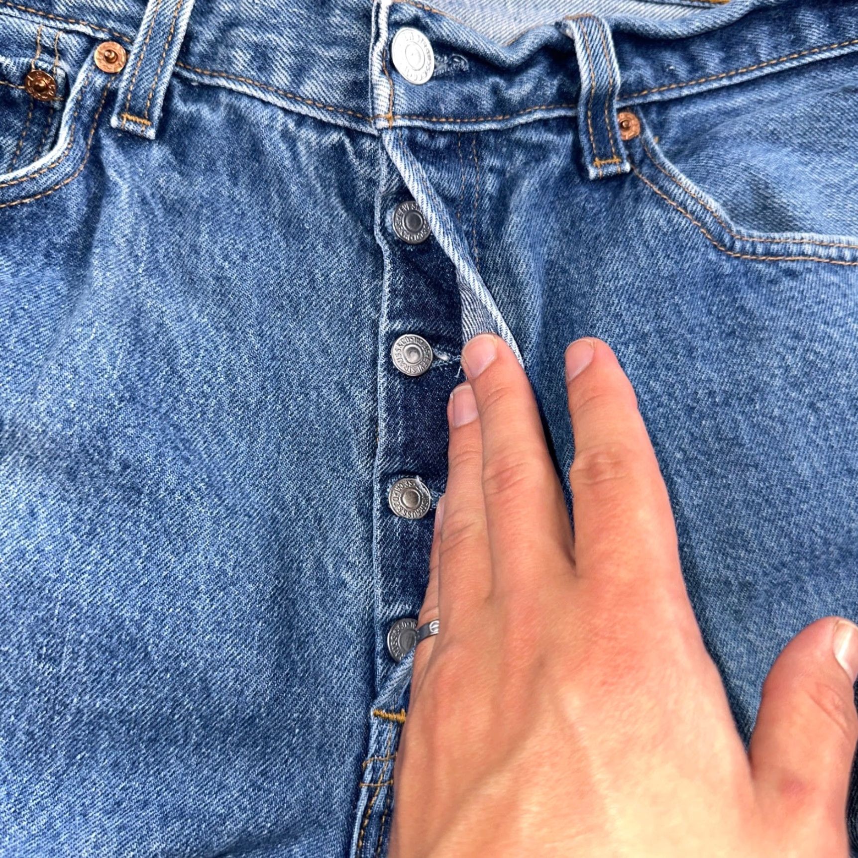 Levi's Levis 501 Vintage 90s USA XX Straight Leg Jeans Blue Med Wash 35x34 Act 33x30 Men Jeans Size US 35 - 7 Thumbnail