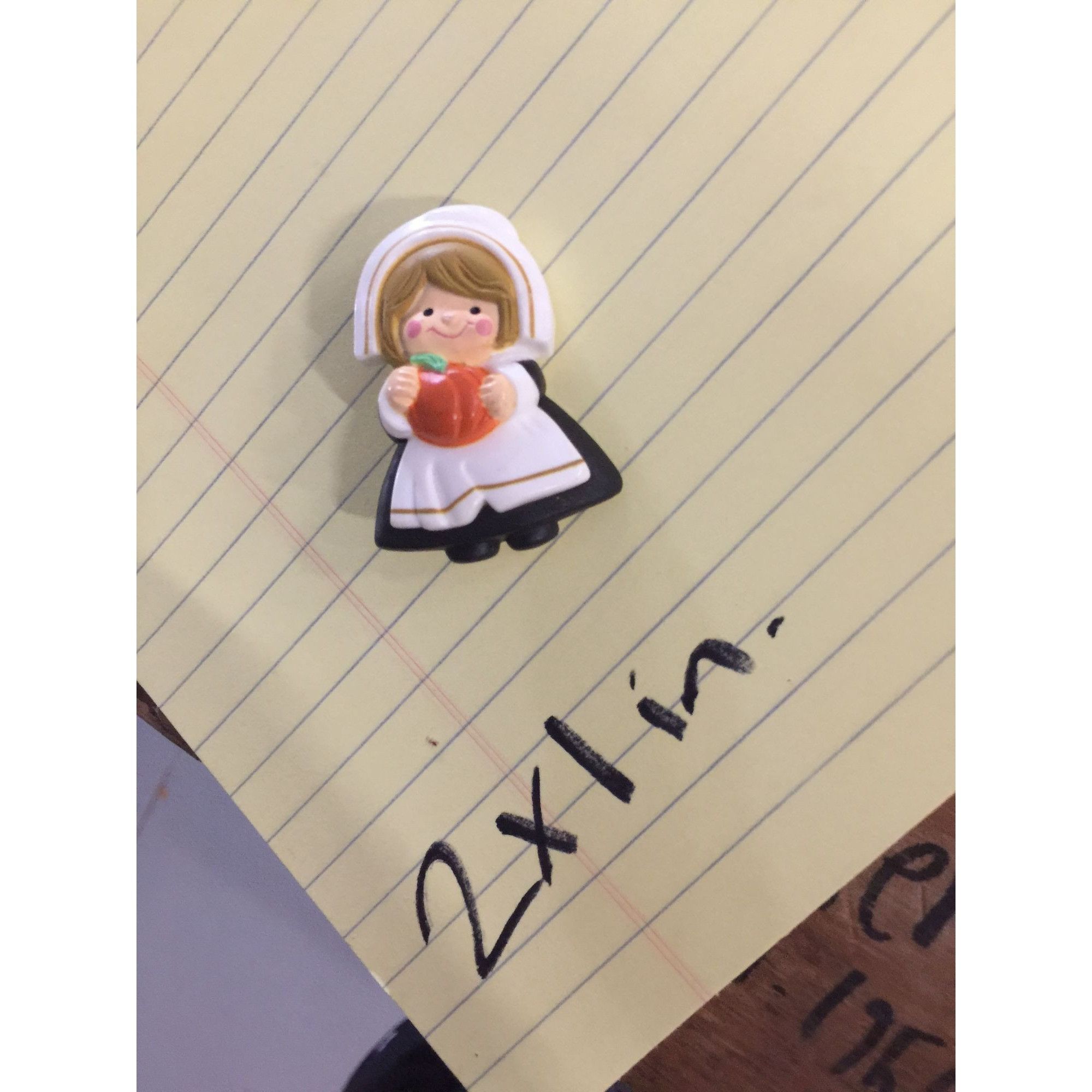 Other Vintage Hallmark Holiday Thanksgiving Pilgrim Girl Holding P Size ONE SIZE - 4 Thumbnail