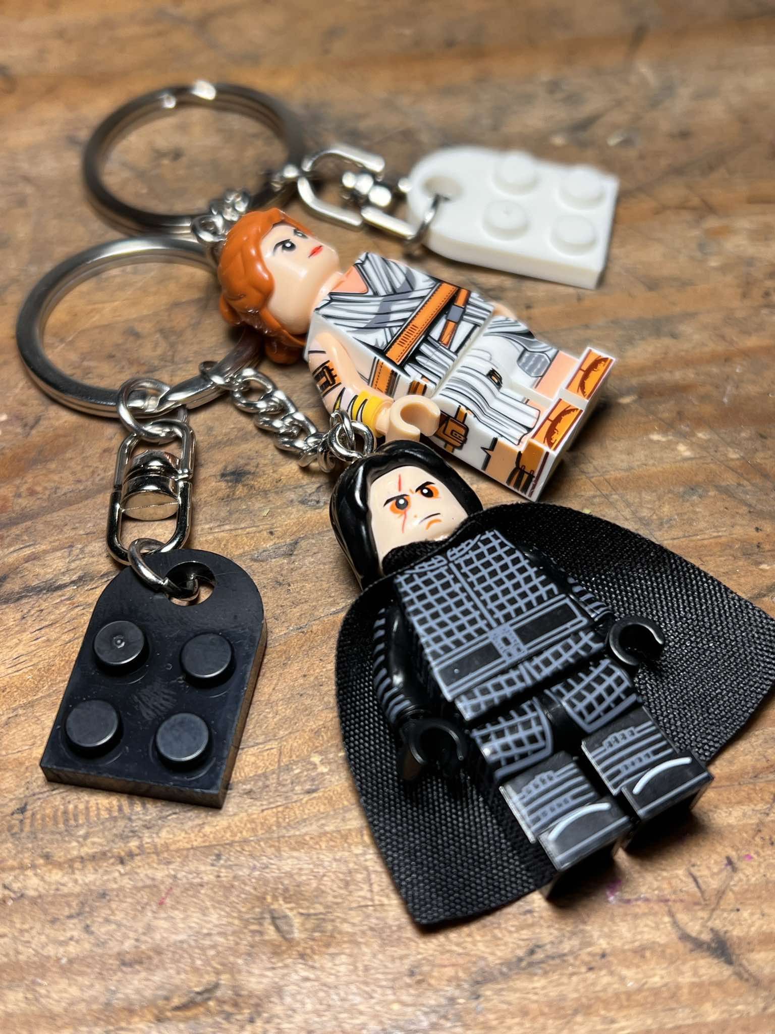 Other Star Wars Kylo Ren Rey minifigure keychain Size ONE SIZE - 4 Thumbnail