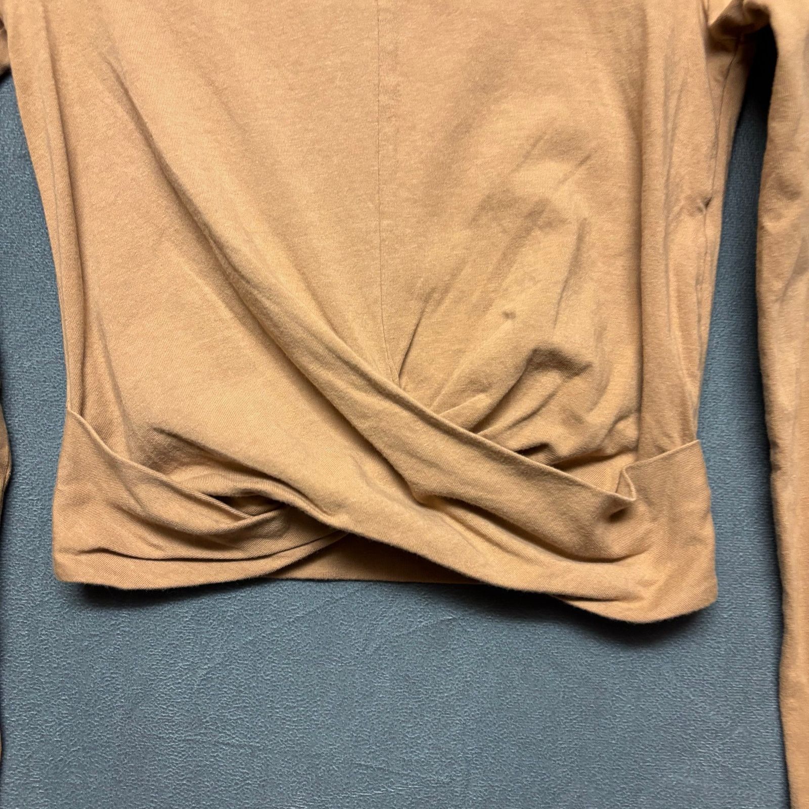 Zara Zara Trafaluc Y2K Long Sleeve Blouse Fitted Nude Ruching Size S / US 4 / IT 40 - 3 Thumbnail