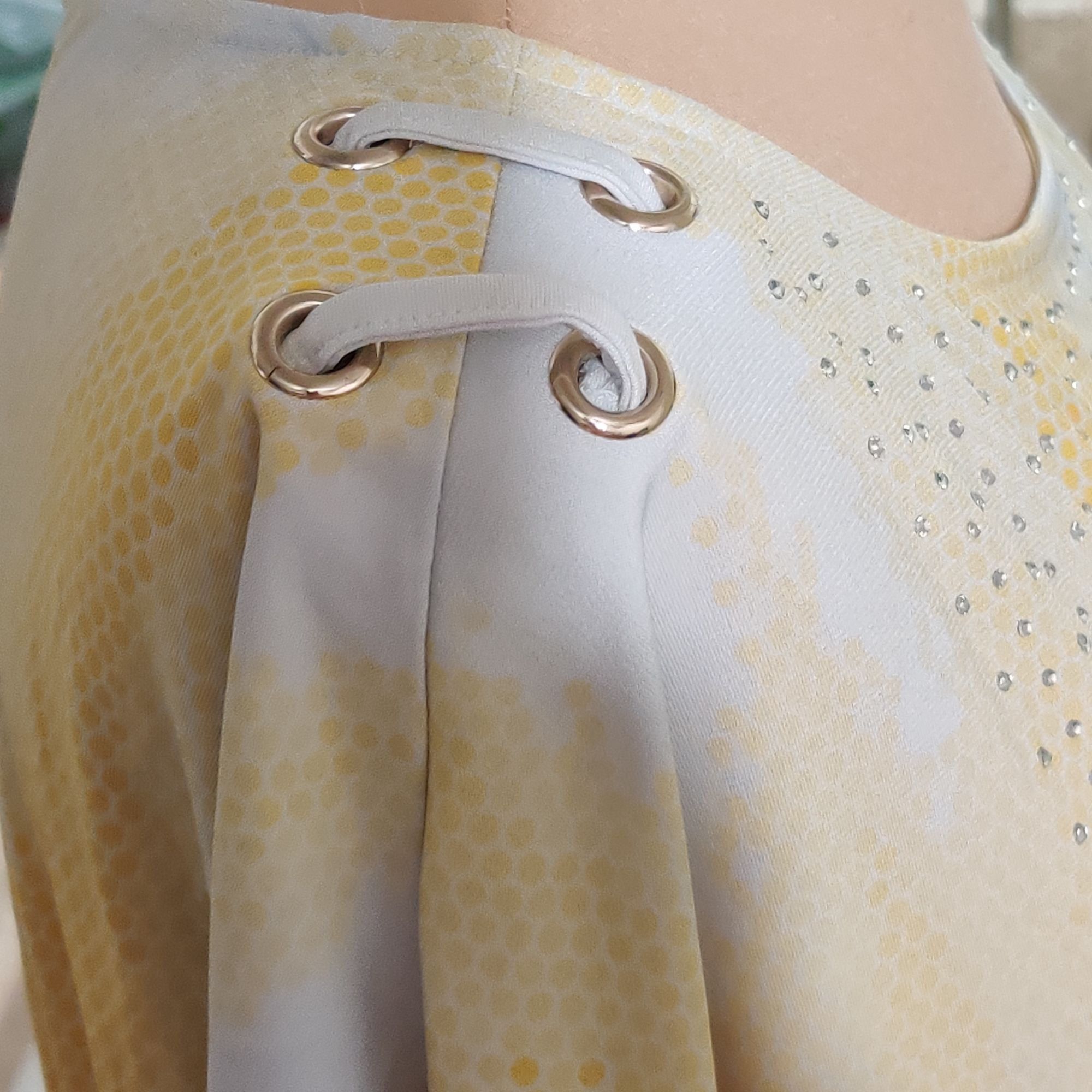 JM Collection JM Collection Womens Blouse Rhinestone Grommet Embellished G Size M / US 6-8 / IT 42-44 - 5 Thumbnail