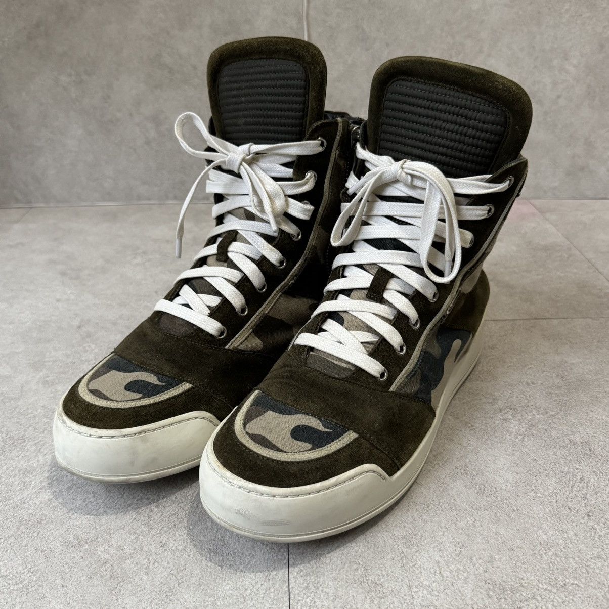 Balmain Balmain Camo High Tops Sneaker Size US 9 / EU 42 - 1 Thumbnail
